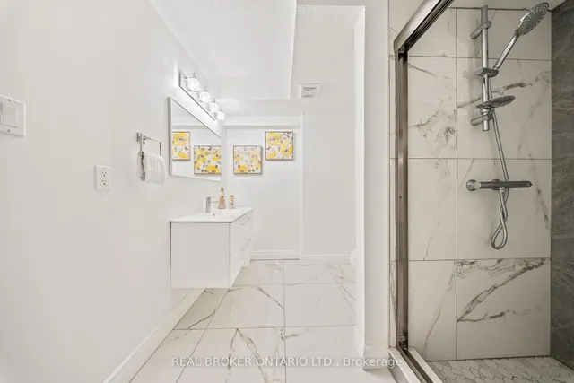 Additional property image - 215 Black Maple Crt