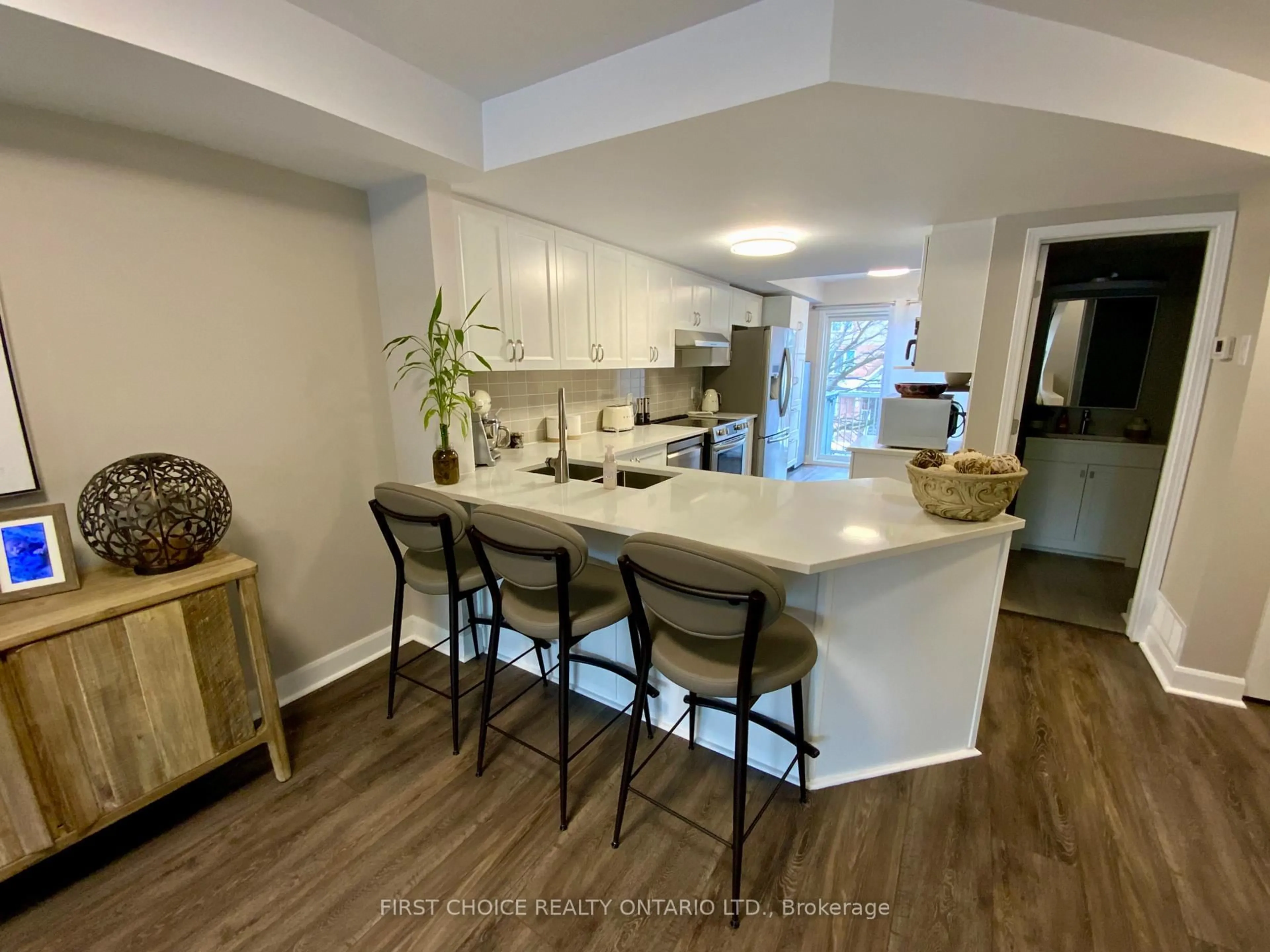 Open concept kitchen, unknown for 46 Lakepointe Dr #10, Orleans Ontario K4A 5E3