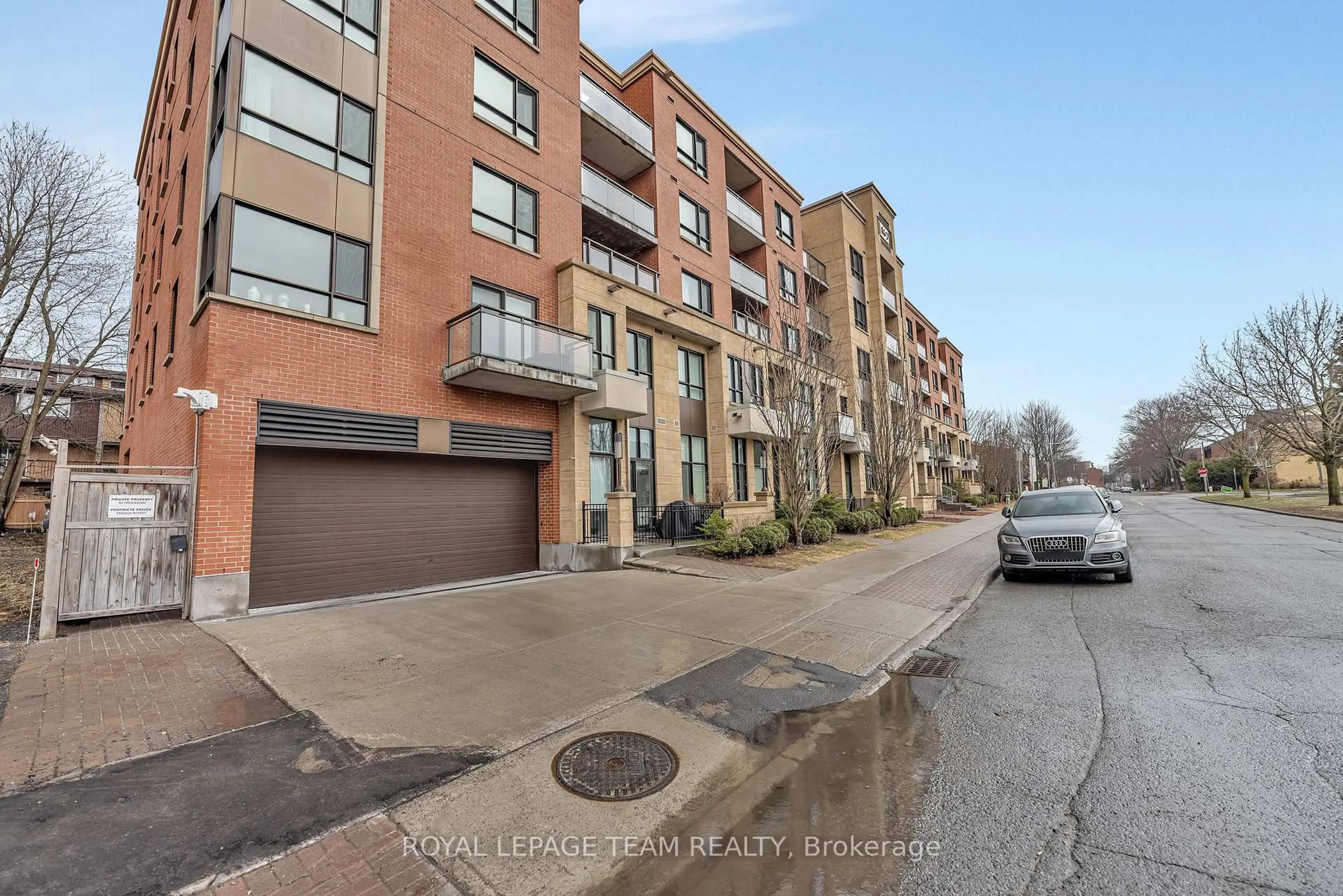 Unknown for 316 Bruyere St #319, Ottawa Ontario K1N 5E7