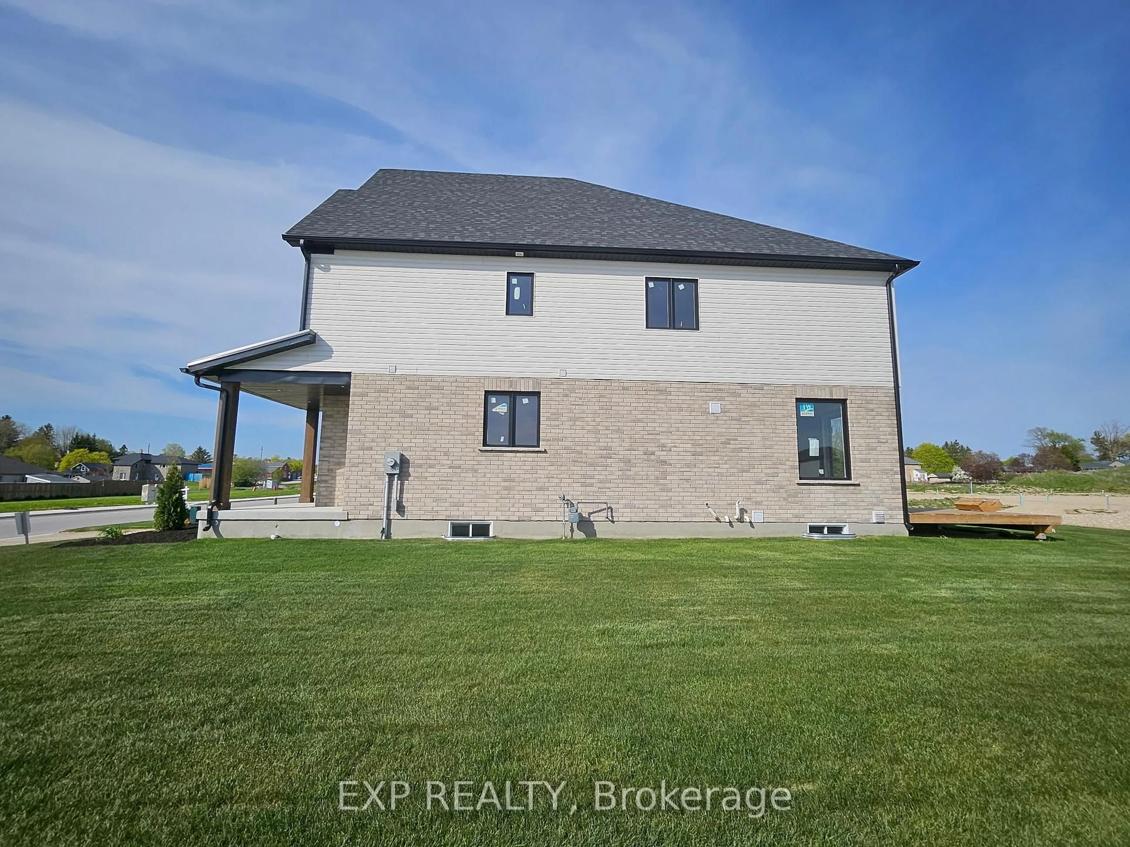 Unknown for 40 Anne St, Minto Ontario N0G 1Z0