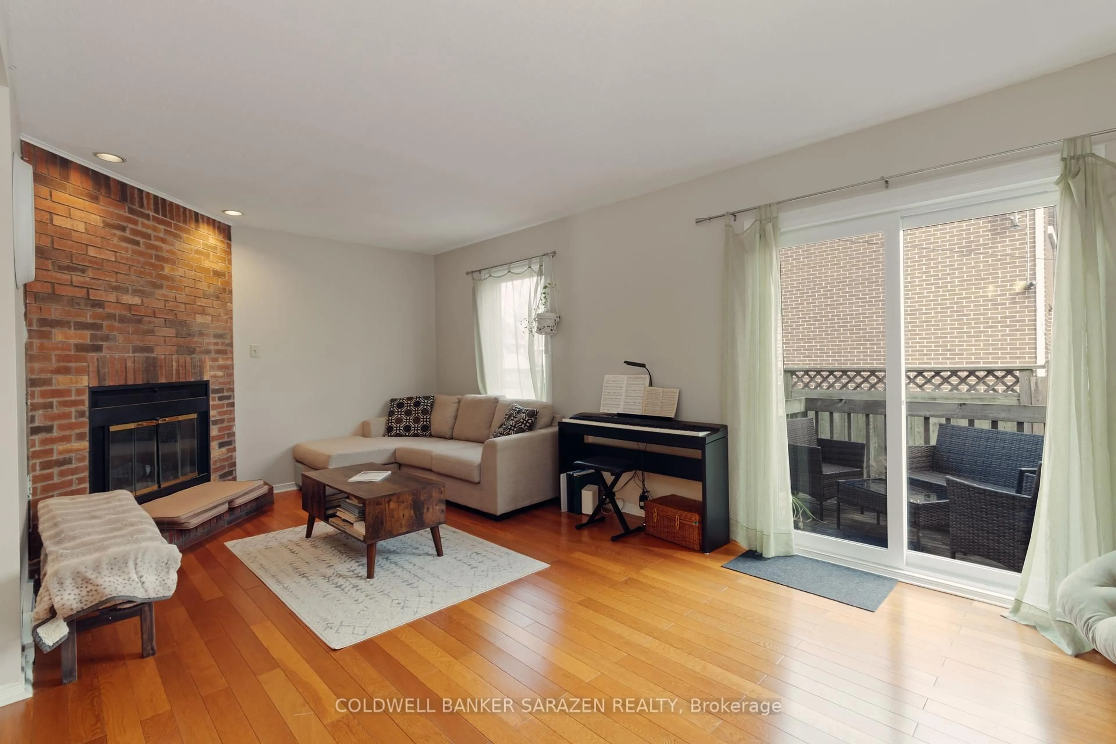 Living room with furniture, unknown for 1325 Summerville Ave, Ottawa Ontario K1Z 8G7