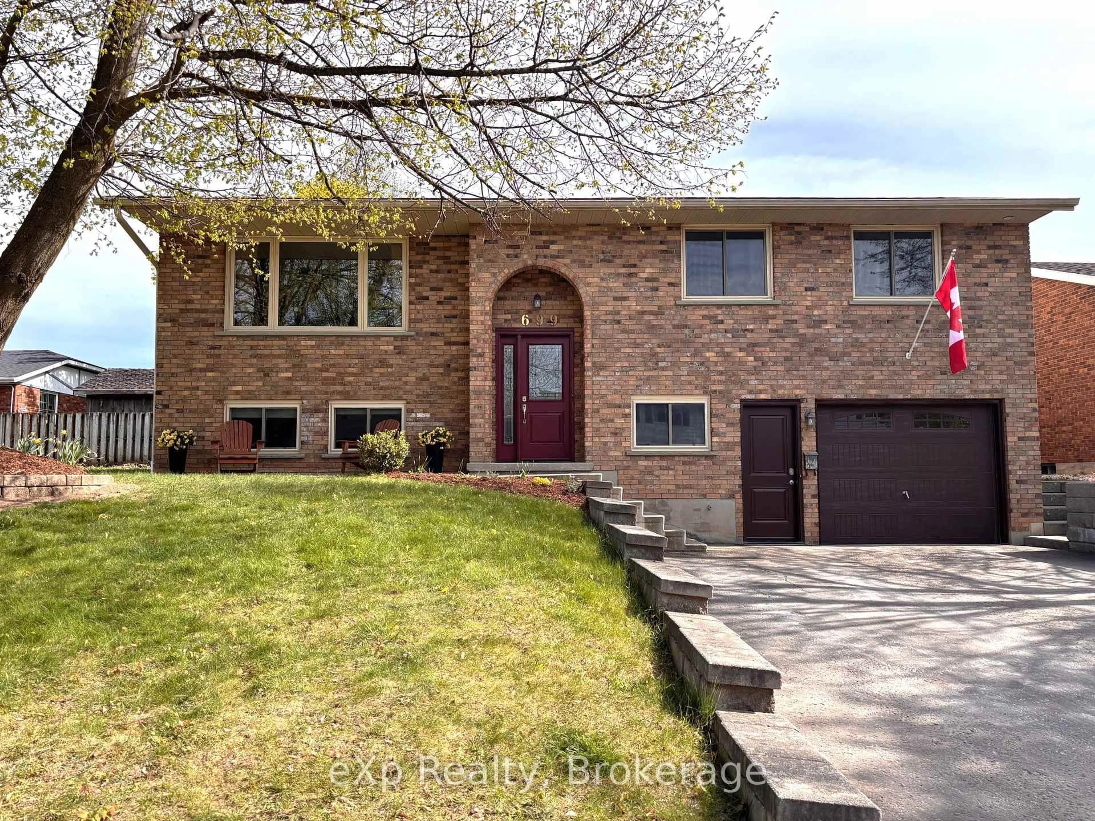Home with brick exterior material, street for 699 16th St, Hanover Ontario N4N 3N2
