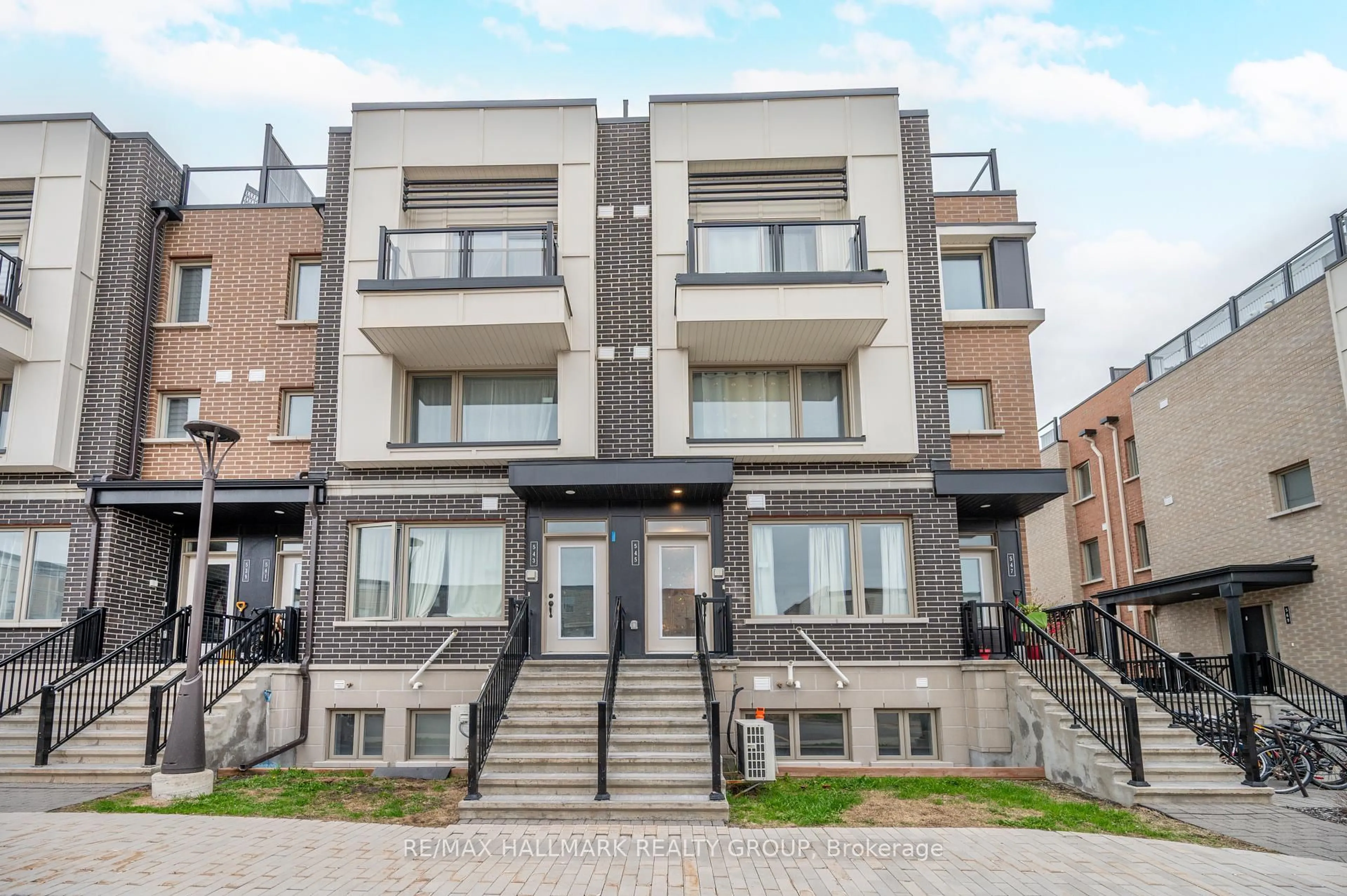 Home with brick exterior material, street for 545 Ozawa Private, Ottawa Ontario K1K 4Z8