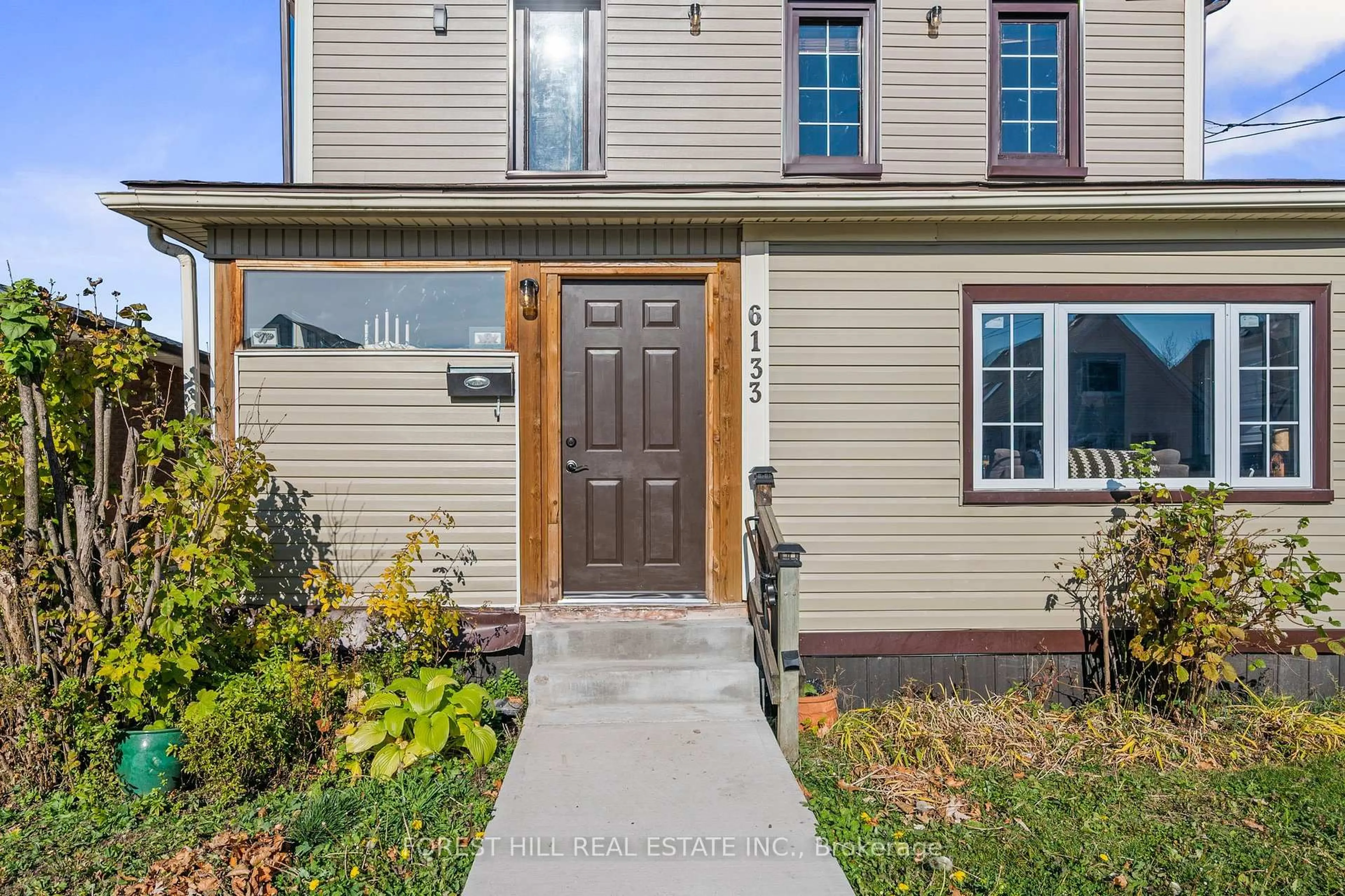 Unknown for 6133 Prospect St, Niagara Falls Ontario L2G 1G9