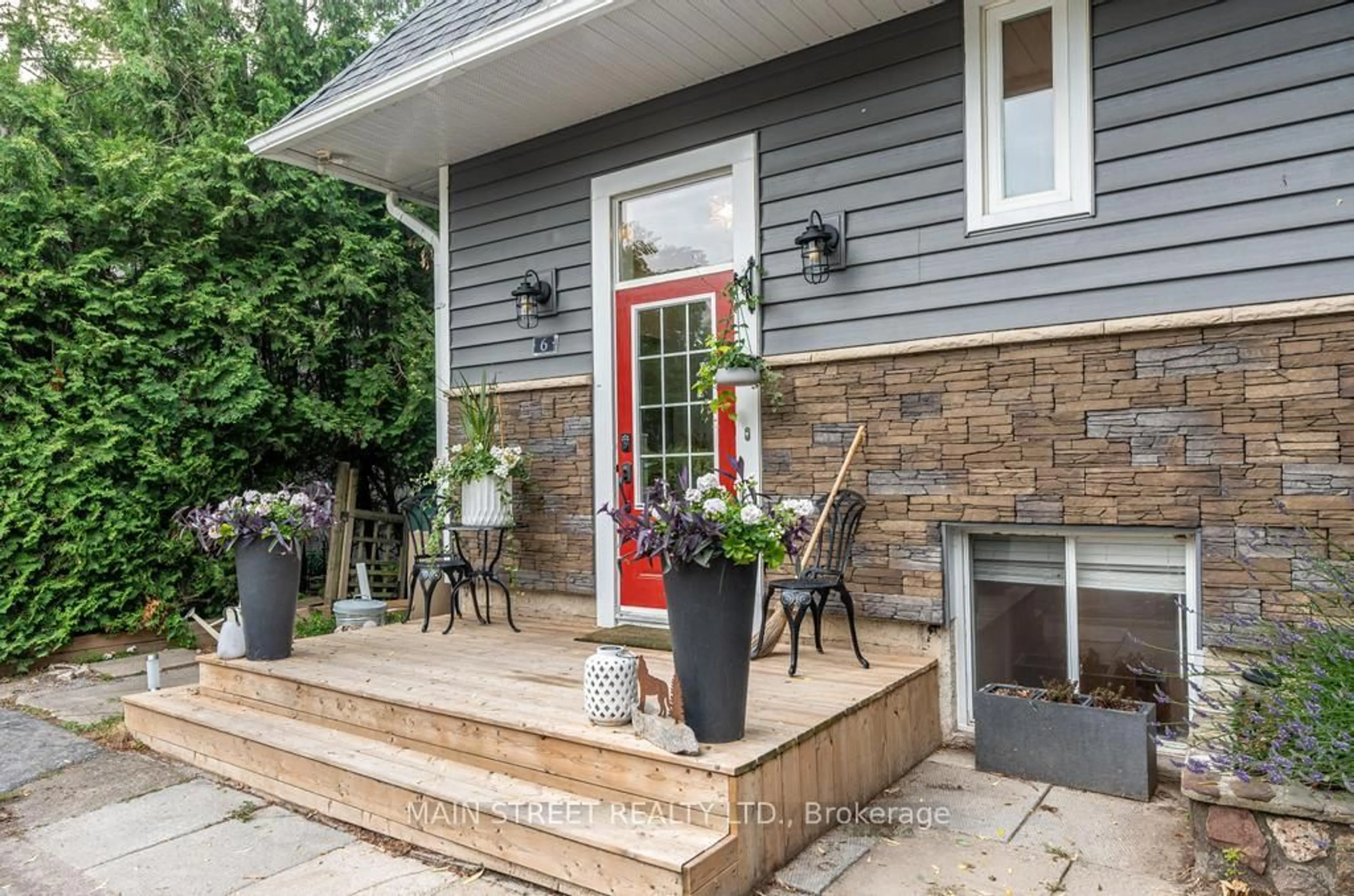 Home with brick exterior material, street for 6 Firelane 6A N/A, Niagara-on-the-Lake Ontario L0S 1J0