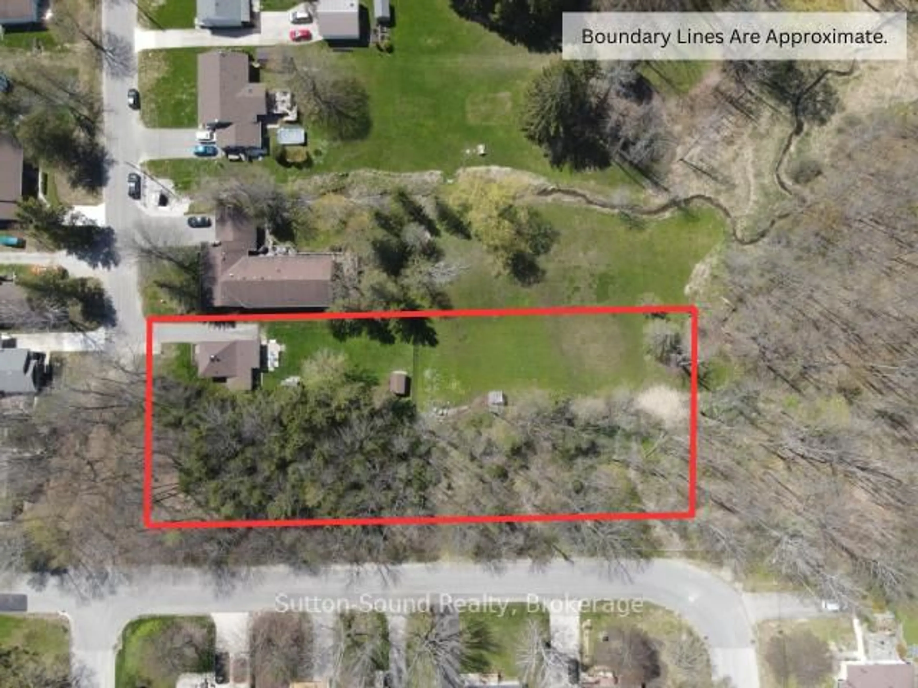 A pic from outside/outdoor area/front of a property/back of a property/a pic from drone, street for 2168 6th Ave, Owen Sound Ontario N4K 5J3