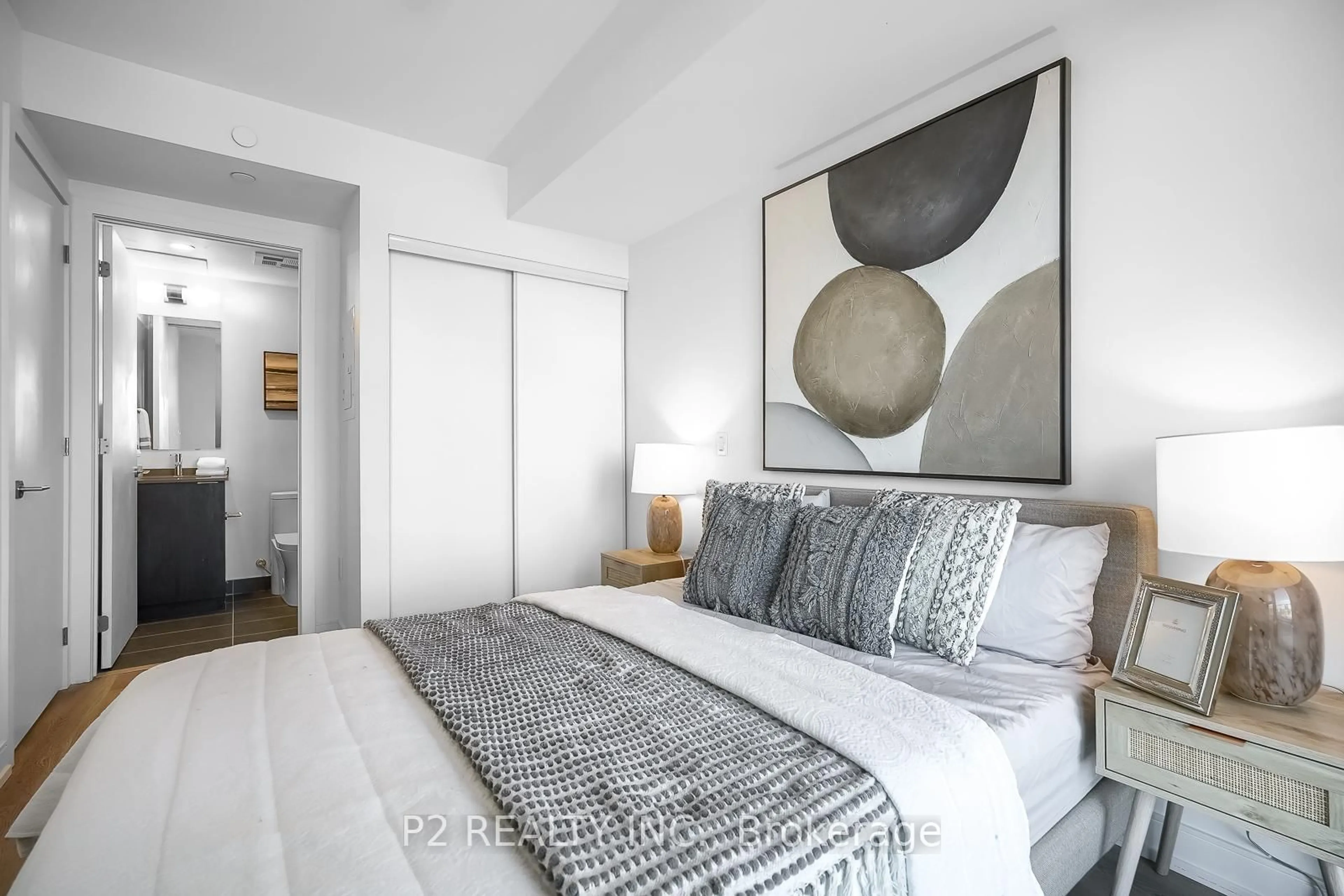 Bedroom with bed, unknown for 1 Jarvis St #1010, Hamilton Ontario L8R 3J2