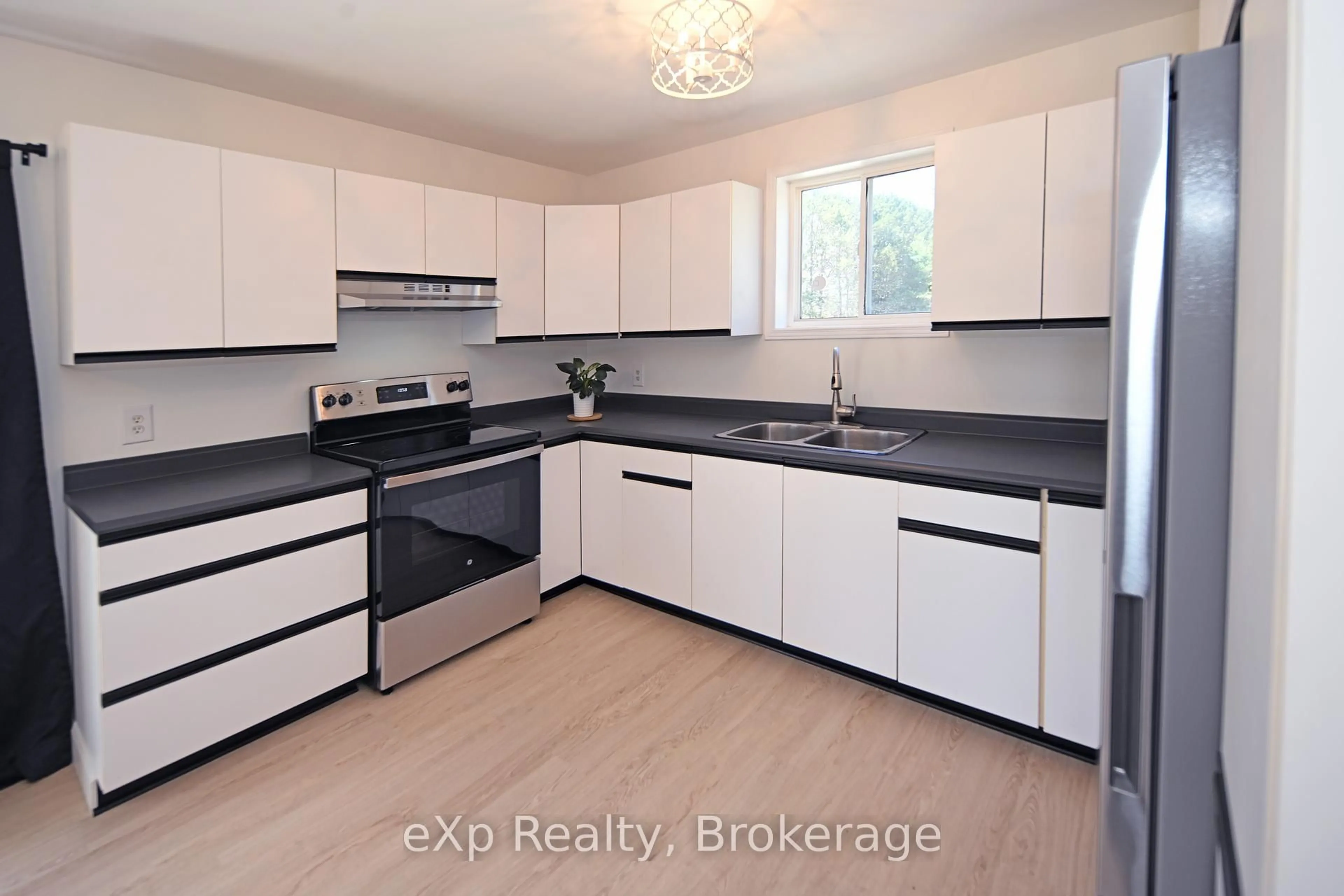 Standard kitchen, unknown for 22 Dupras St, West Nipissing Ontario P0H 2C0