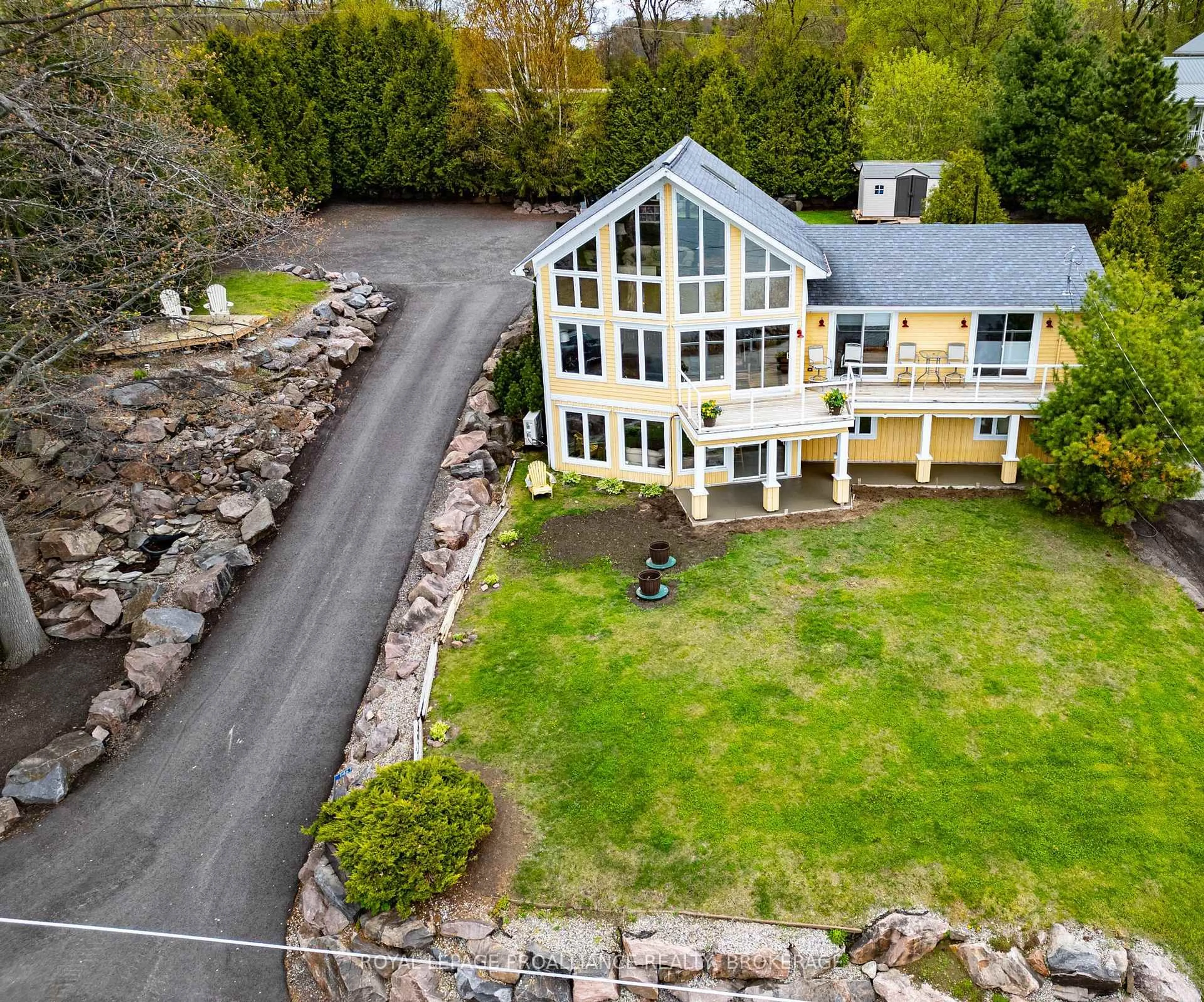 A pic from outside/outdoor area/front of a property/back of a property/a pic from drone, water/lake/river/ocean view for 146 River Rd, Front of Leeds & Seeleys Bay Ontario K0E 1L0