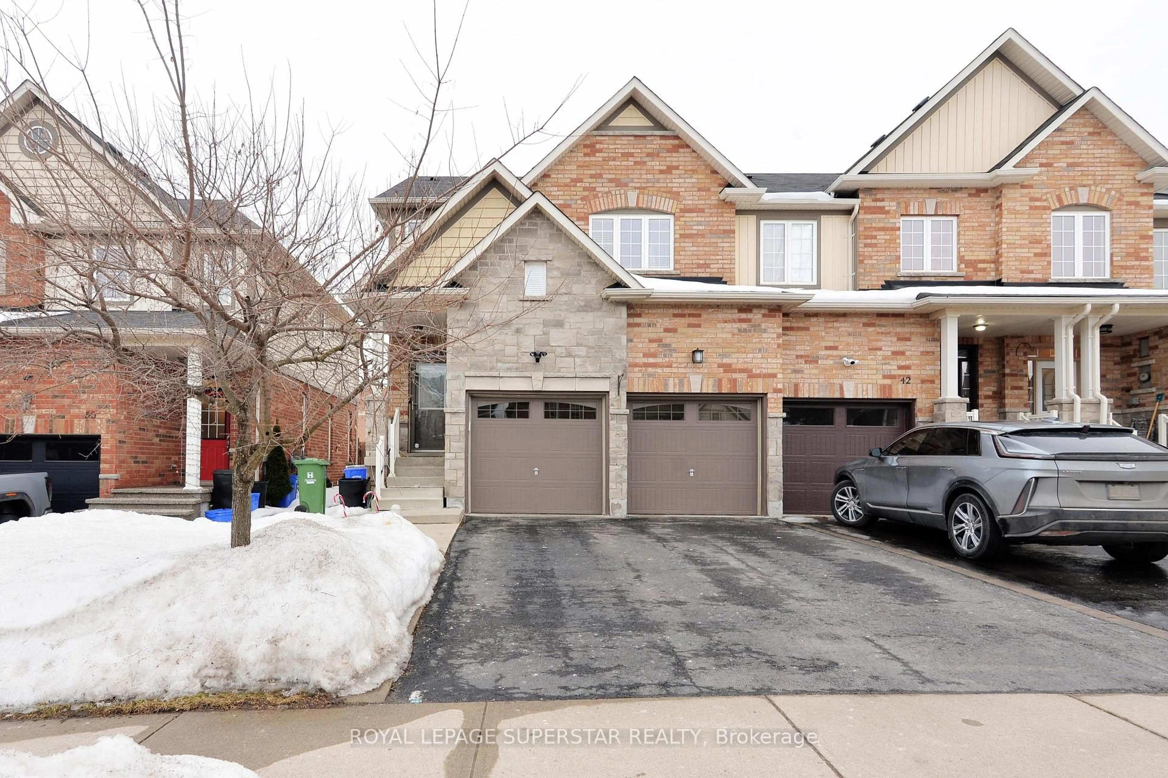 Home with brick exterior material, street for 44 Browview Dr, Hamilton Ontario L0R 2H9
