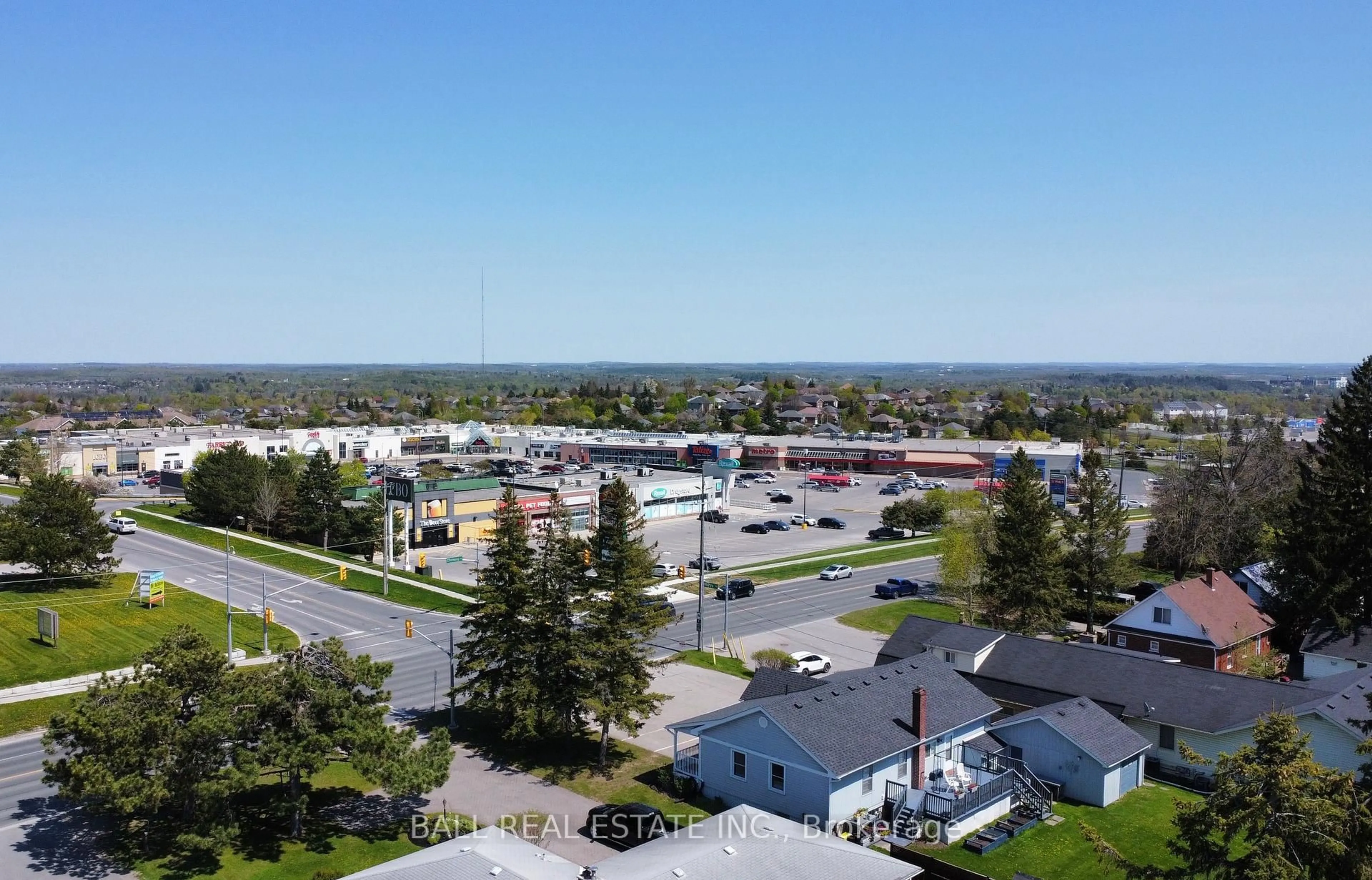 A pic from outside/outdoor area/front of a property/back of a property/a pic from drone, mountain view for 1183 Chemong Rd, Peterborough North Ontario K9J 6X2