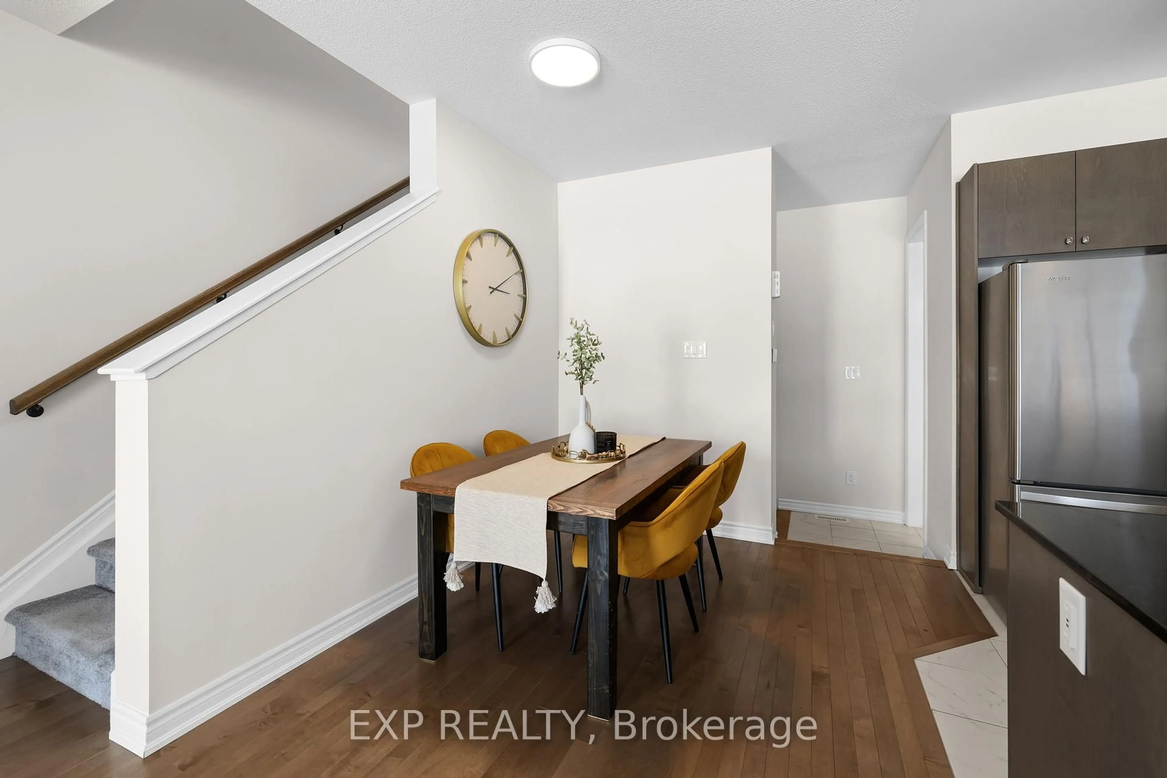Dining room, wood/laminate floor for 1074 Chapman Mills Dr, Ottawa Ontario K2J 6P5