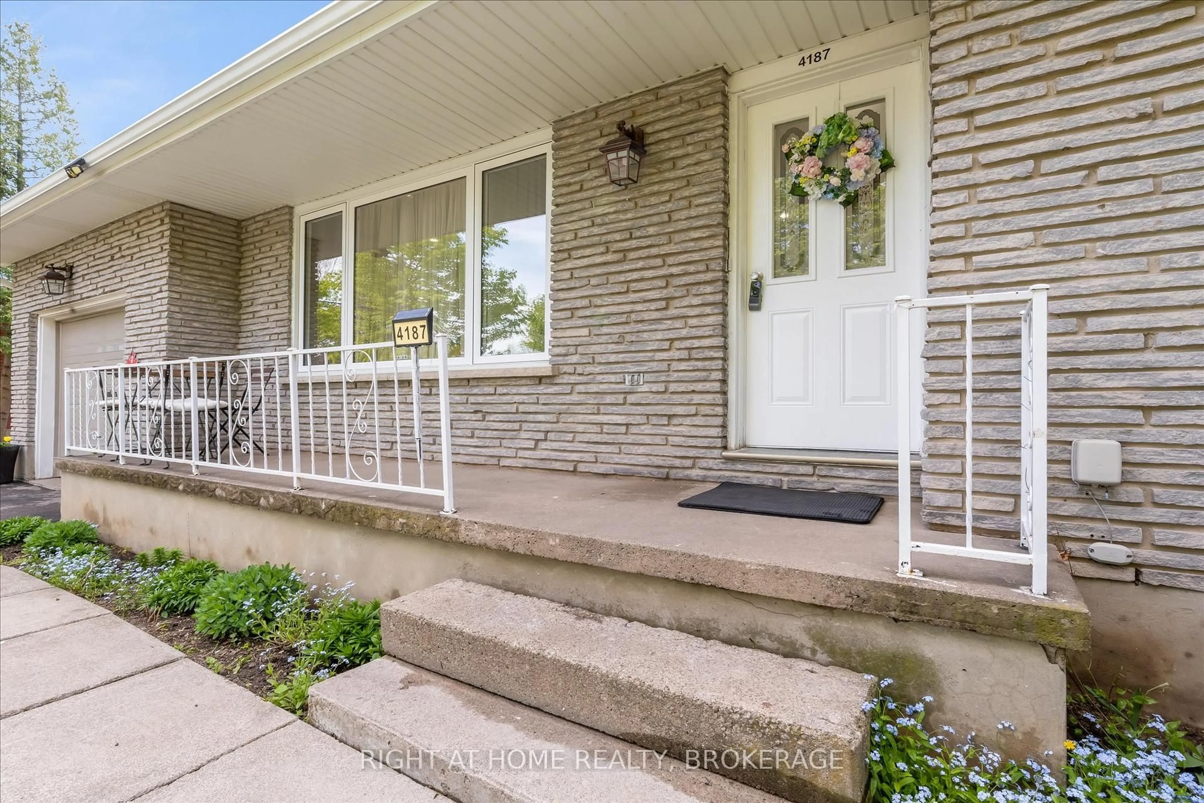 Unknown for 4187 Highland Park Dr, Lincoln Ontario L0R 1B7
