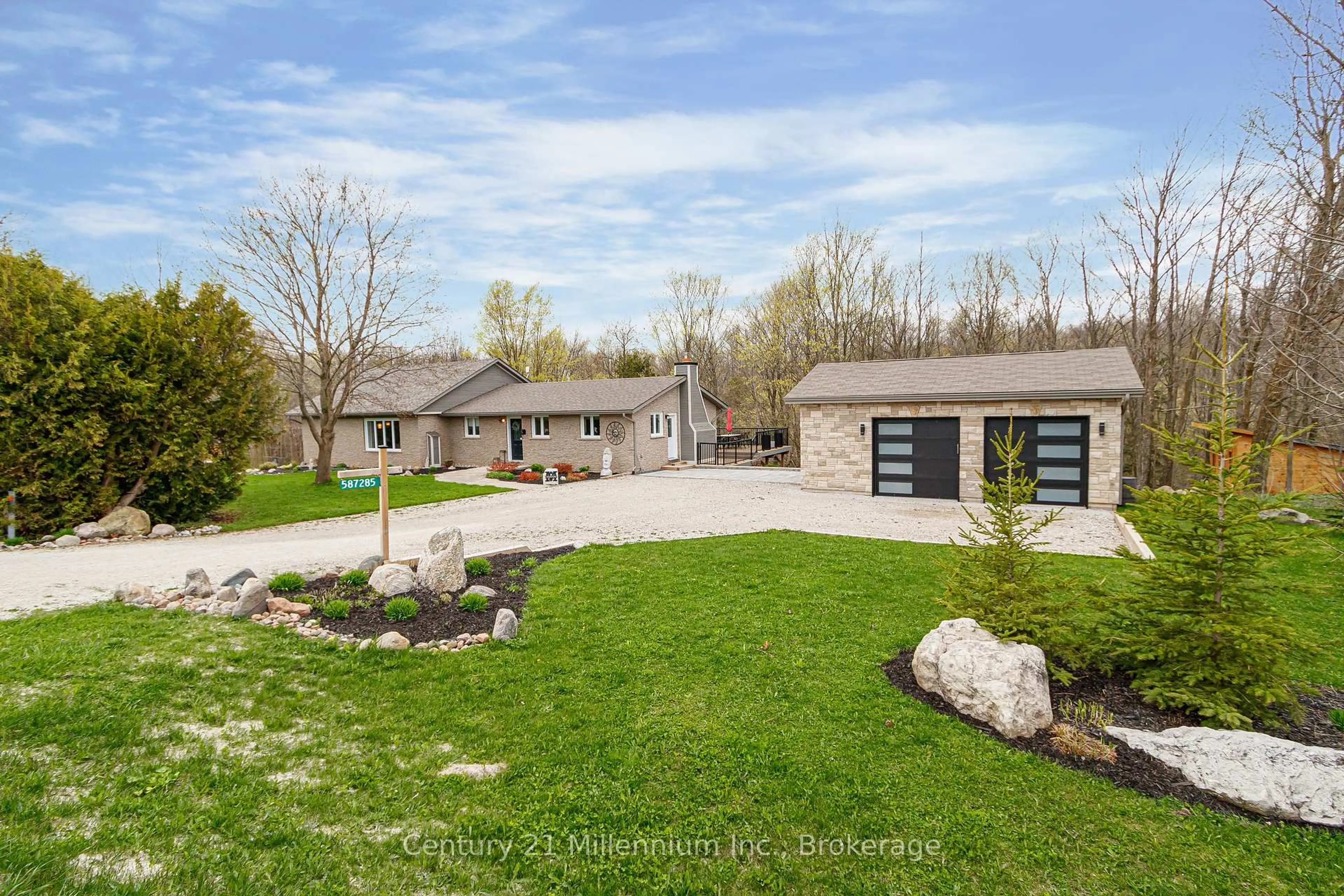 A pic from outside/outdoor area/front of a property/back of a property/a pic from drone, street for 587285 9th Sideroad N/A, Blue Mountains Ontario N0H 1J0