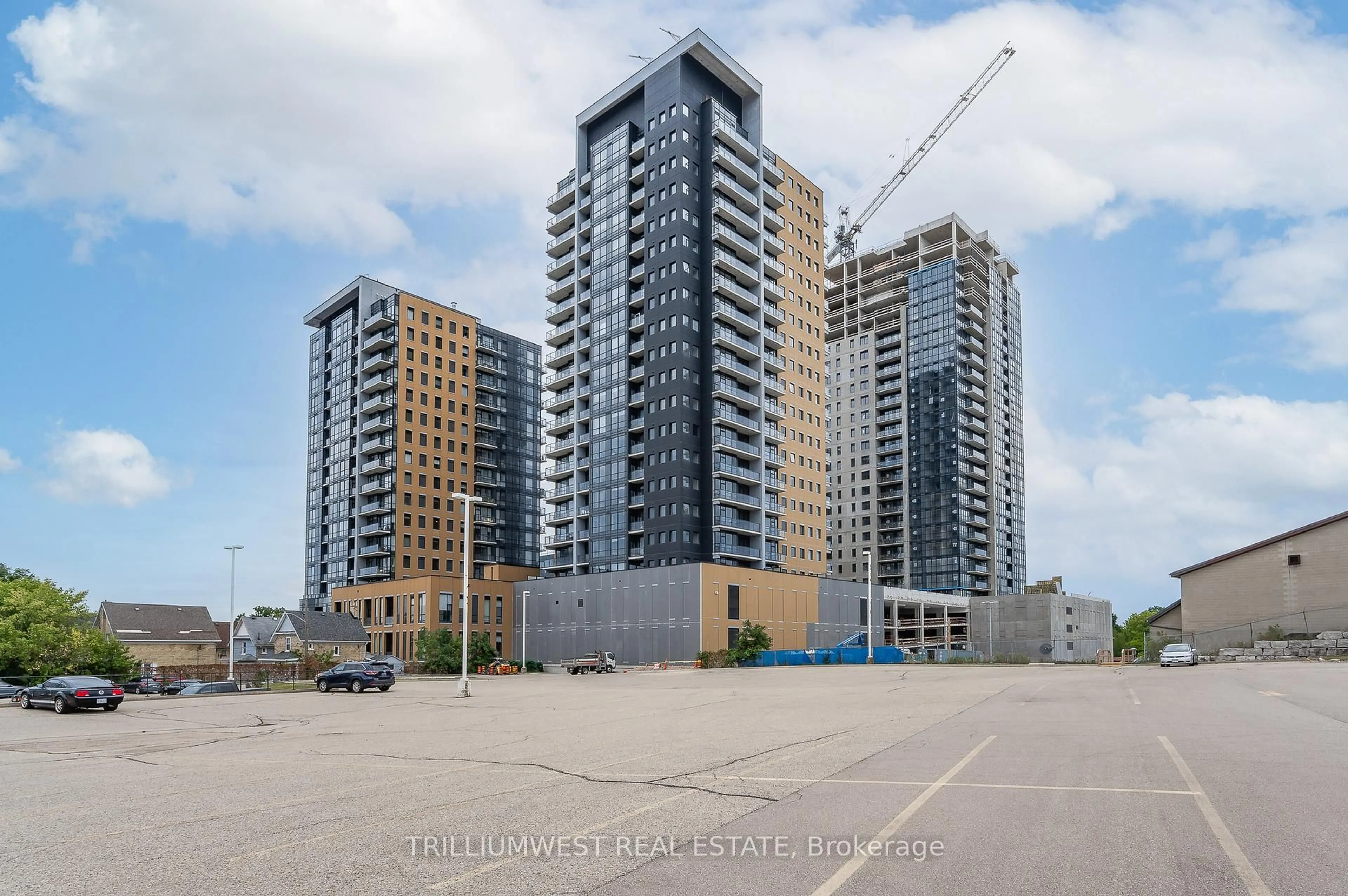 Unknown for 104 Garment St #1509, Kitchener Ontario N2G 0C8