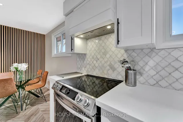 Additional property image - 25 Thaler Ave Unit 10