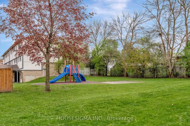 Additional property image - 25 Thaler Ave Unit 10
