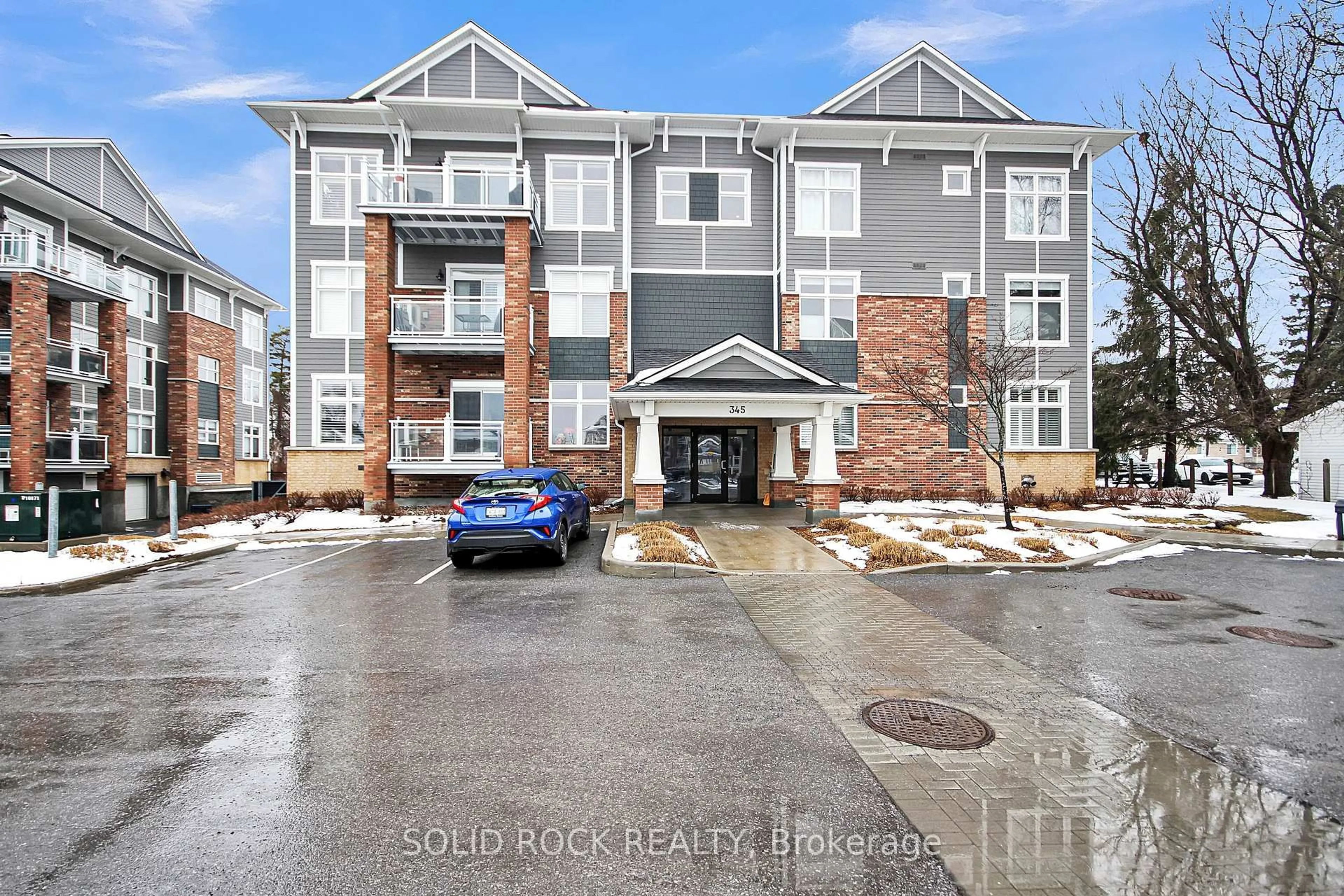 Unknown for 345 ELIZABETH COSGROVE Private #301, Ottawa Ontario K1W 0K6