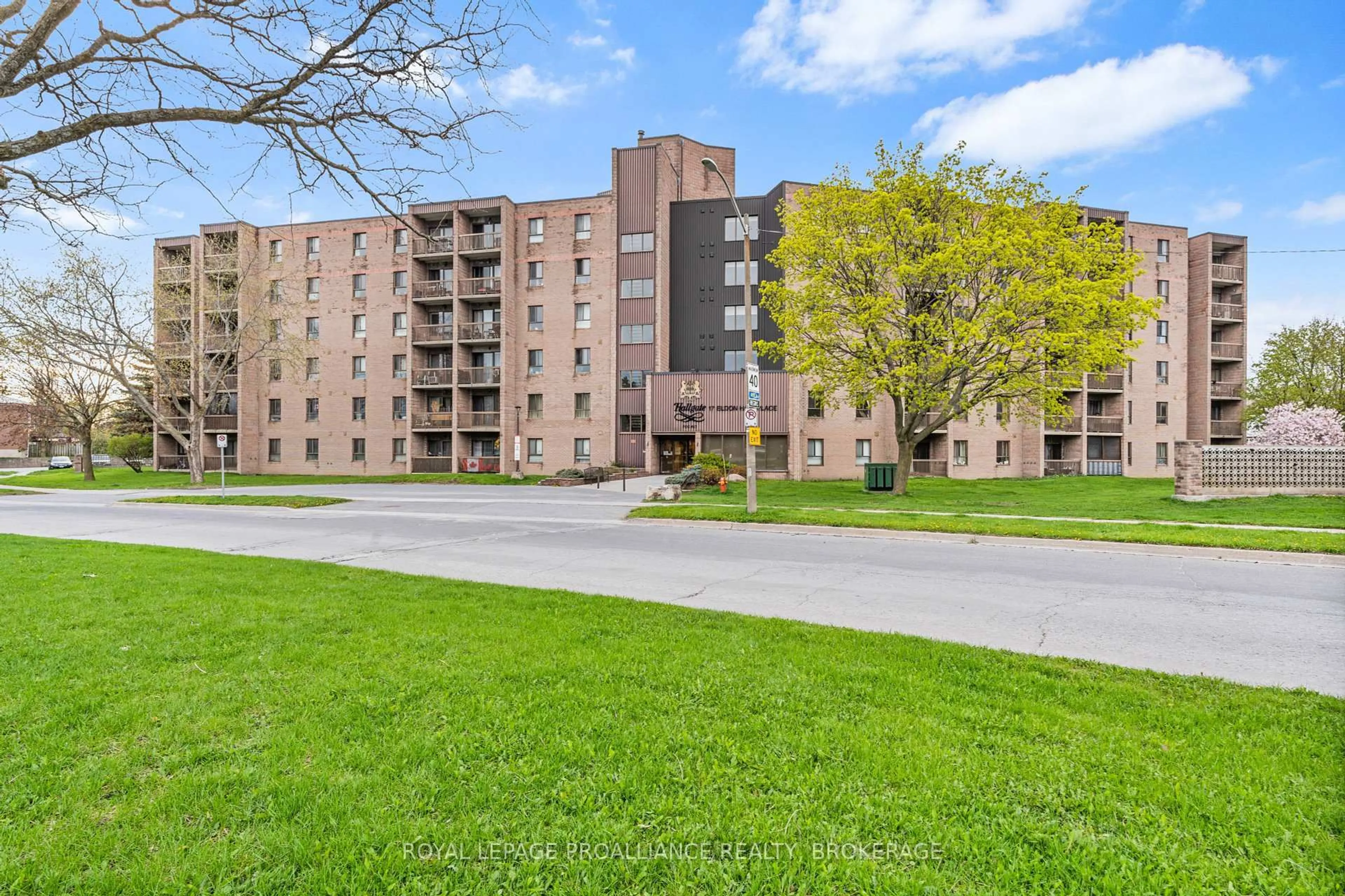 A pic from outside/outdoor area/front of a property/back of a property/a pic from drone, building for 17 Eldon Hall Pl #314, Kingston Ontario K7M 7H5