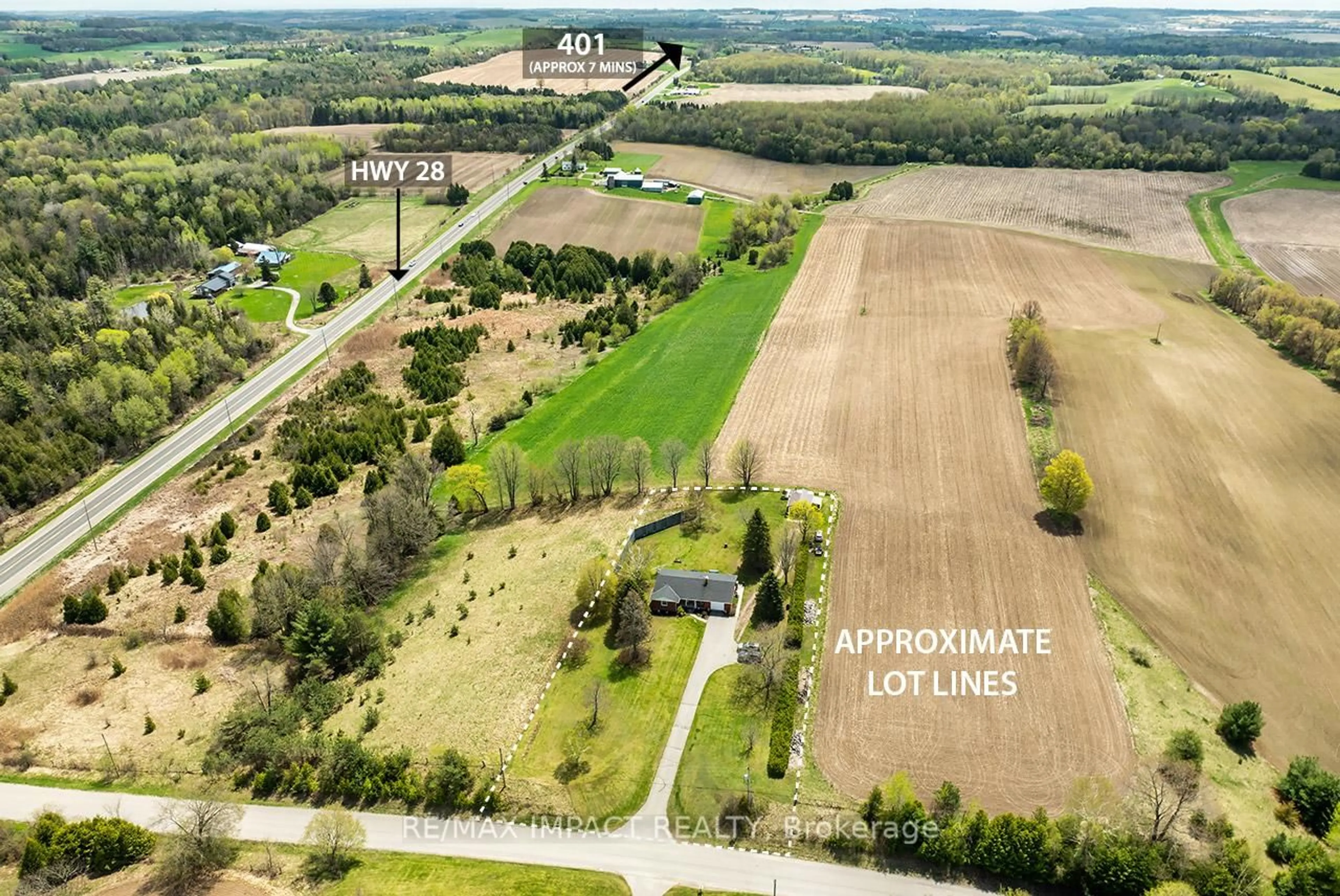A pic from outside/outdoor area/front of a property/back of a property/a pic from drone, water/lake/river/ocean view for 6921 6th Line, Port Hope Ontario L1A 3V6