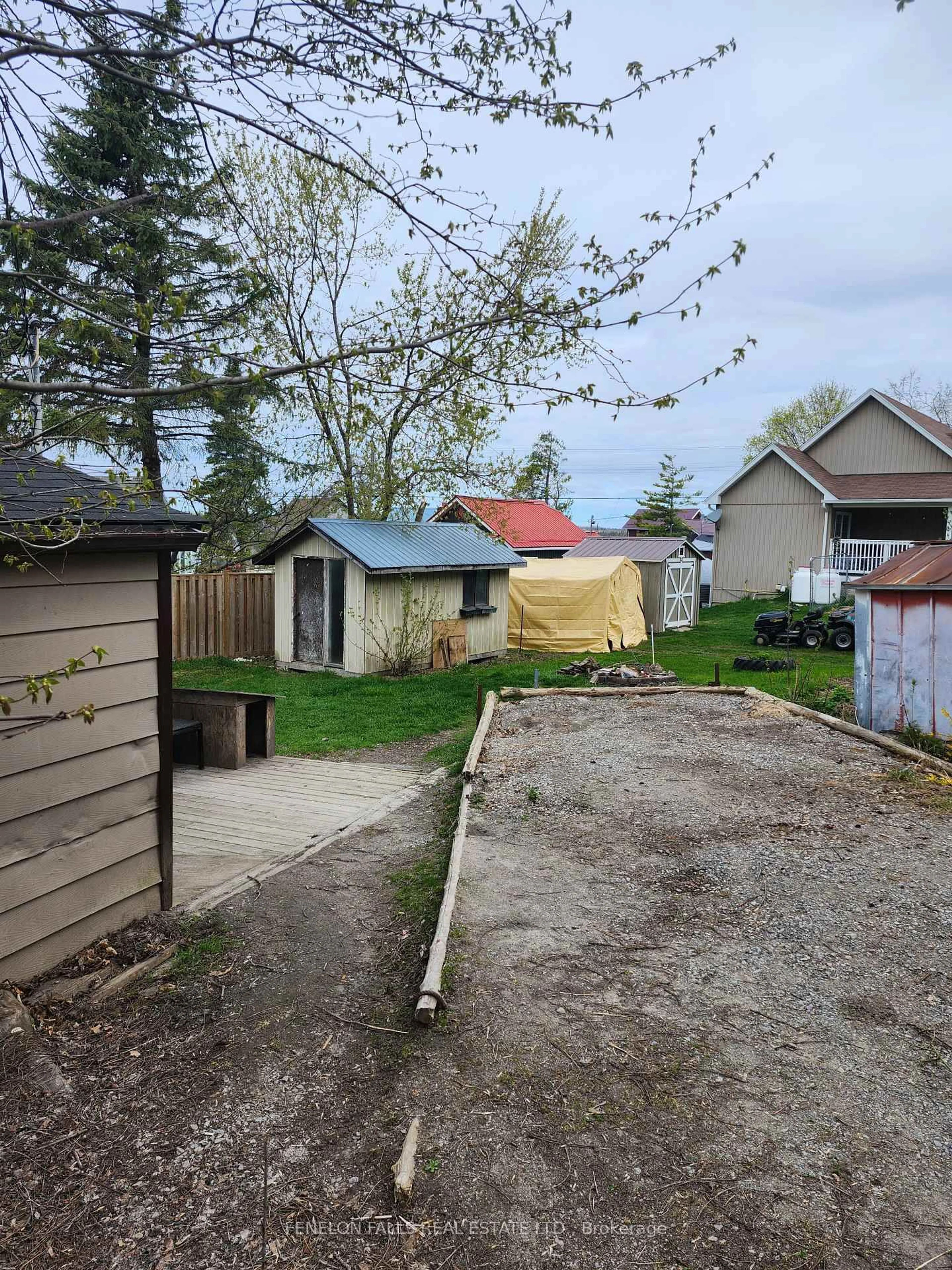 Shed for 22 Viamede St, Kawartha Lakes Ontario K0M 1L0