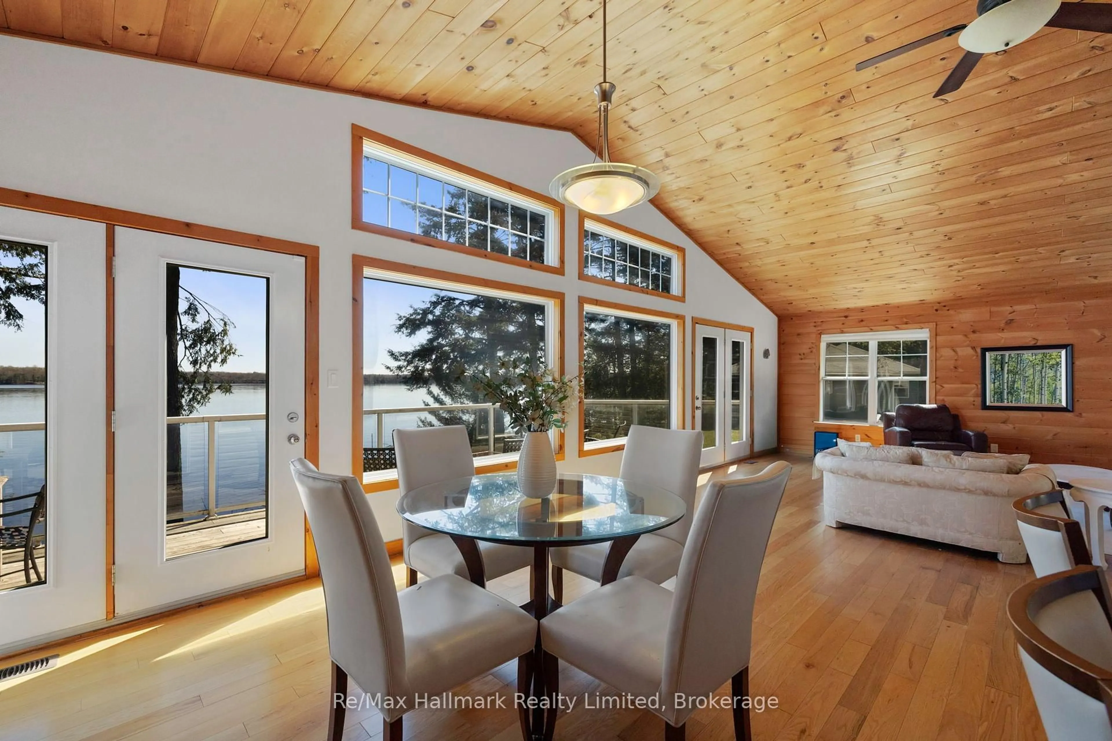 Dining room, wood/laminate floor for 2982 Muskoka Rd 169 Rd, Muskoka Lakes Ontario P0C 1M0