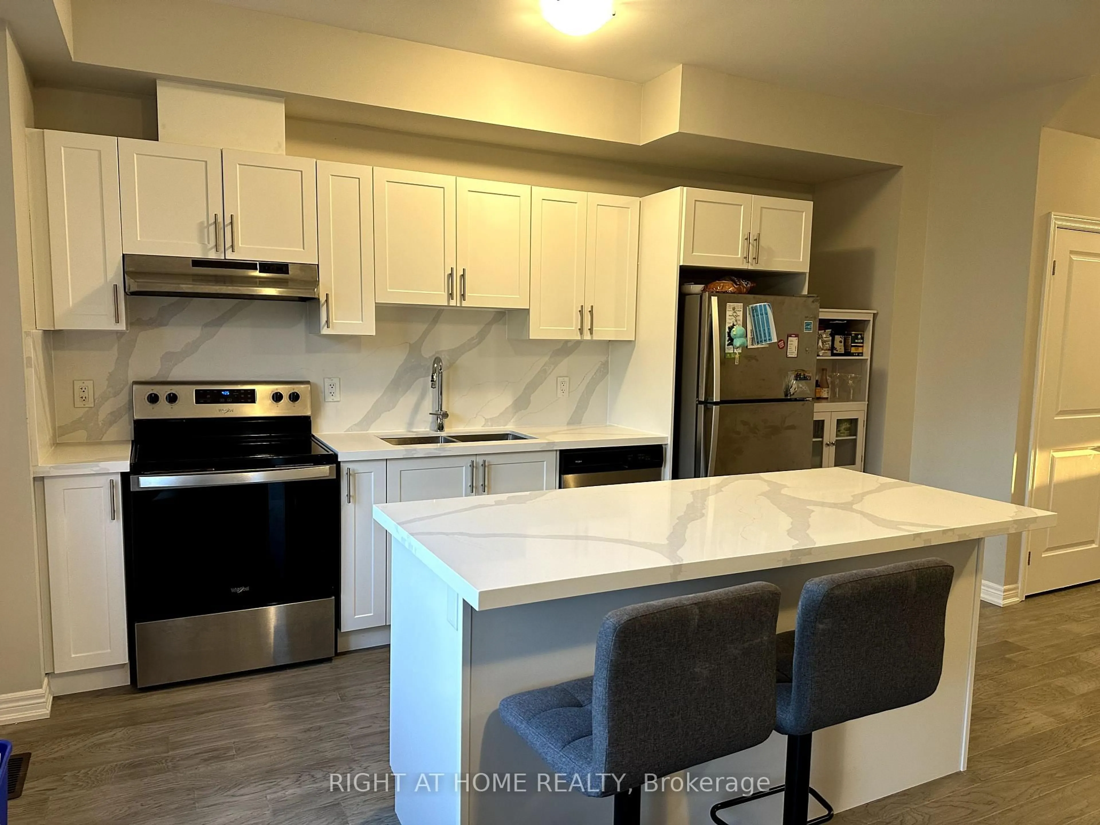 Open concept kitchen, unknown for 29 Mia Dr, Hamilton Ontario L9B 0J8