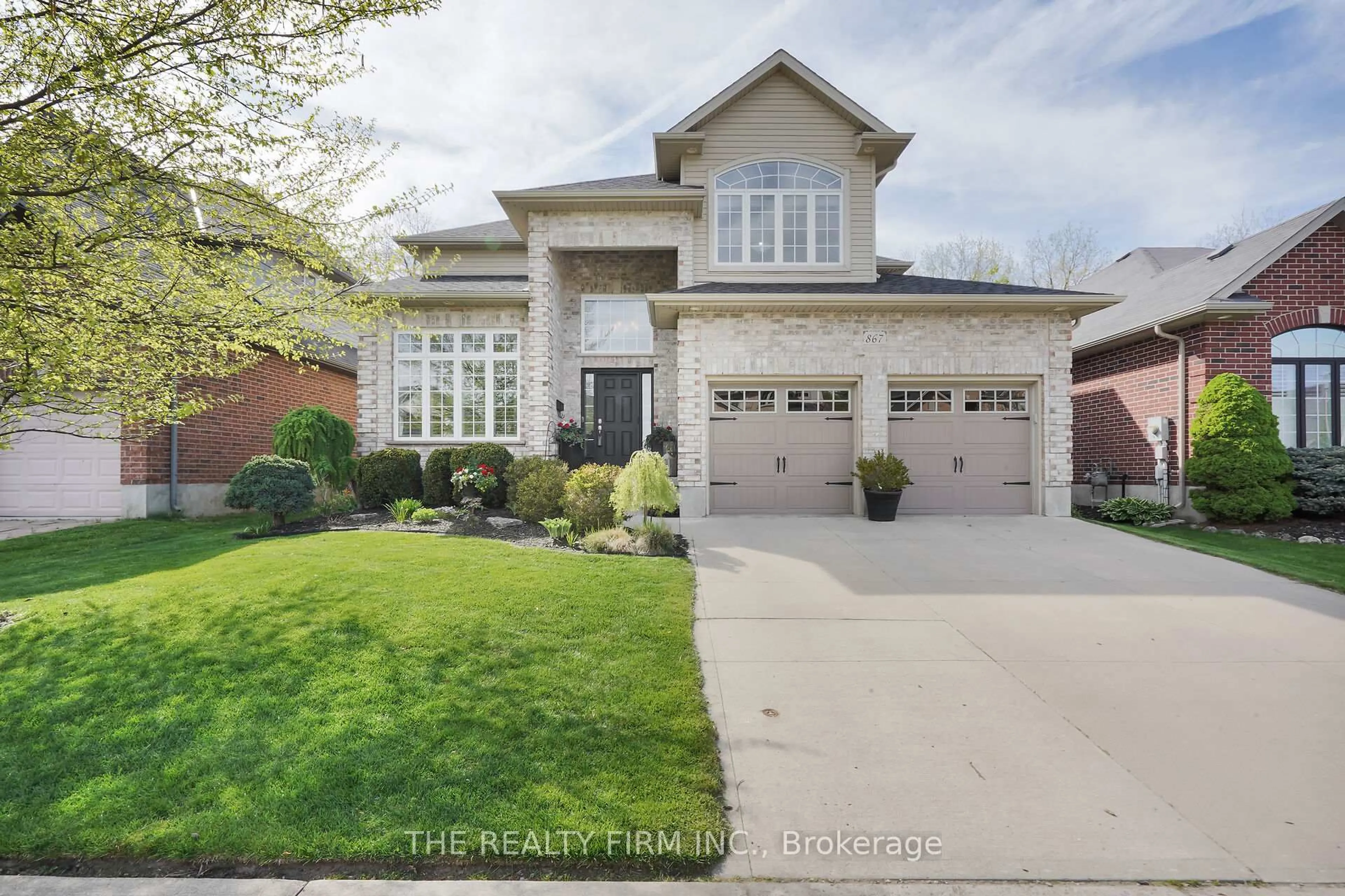 Home with brick exterior material, street for 867 Thistleridge Cres, London South Ontario N6K 0B5
