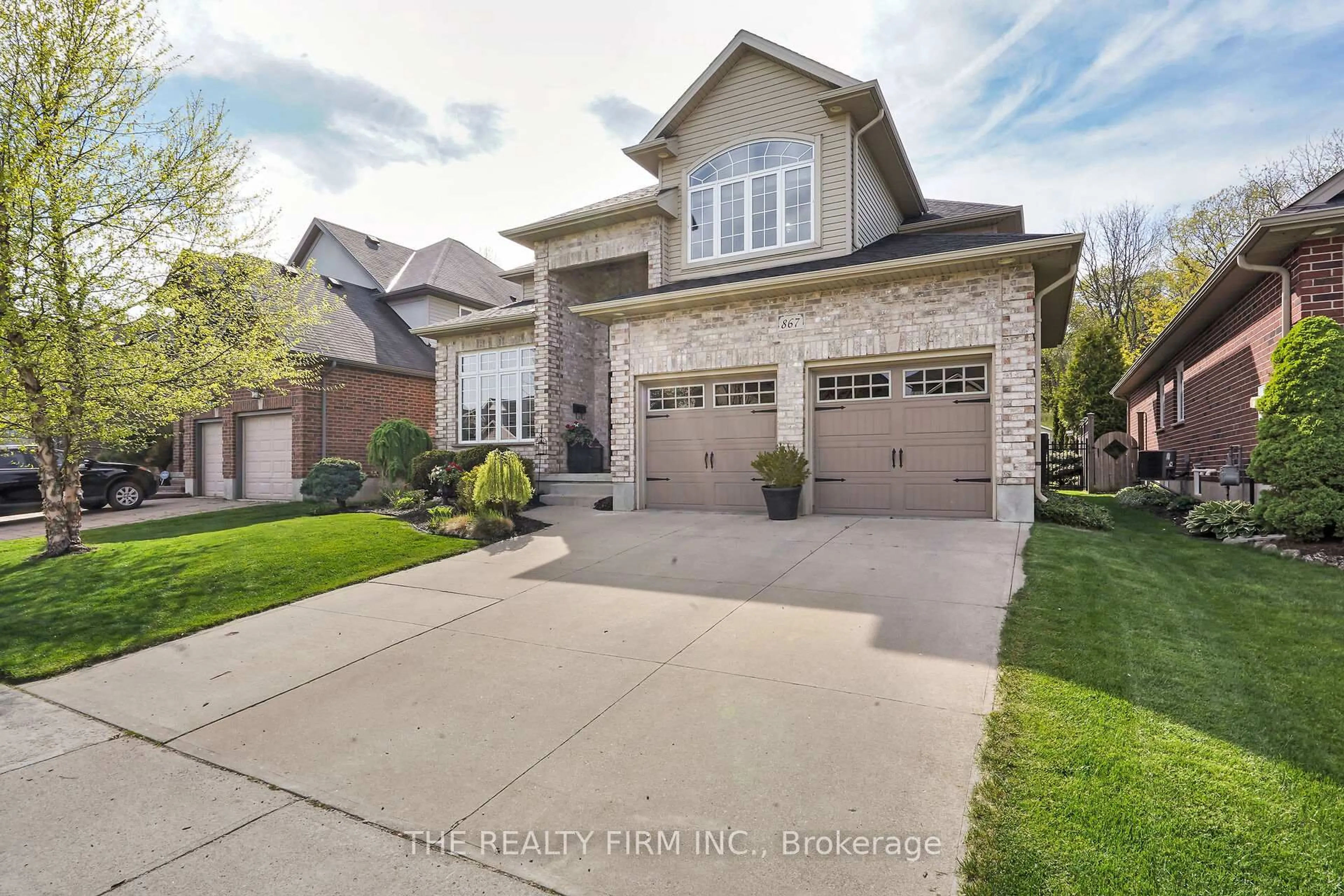 Home with brick exterior material, street for 867 Thistleridge Cres, London South Ontario N6K 0B5