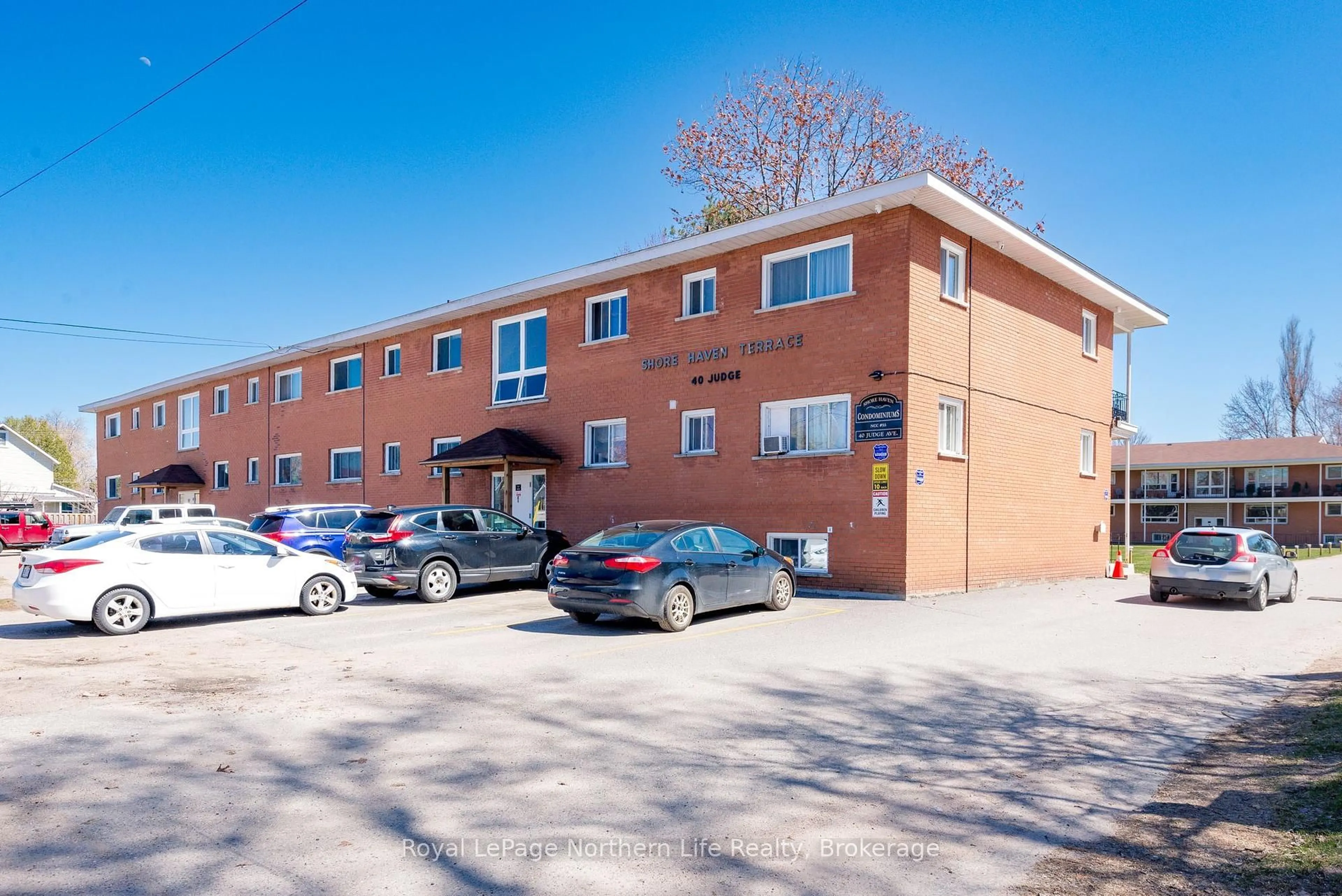 Unknown for 40 Judge Ave #10B, North Bay Ontario P1A 1B4