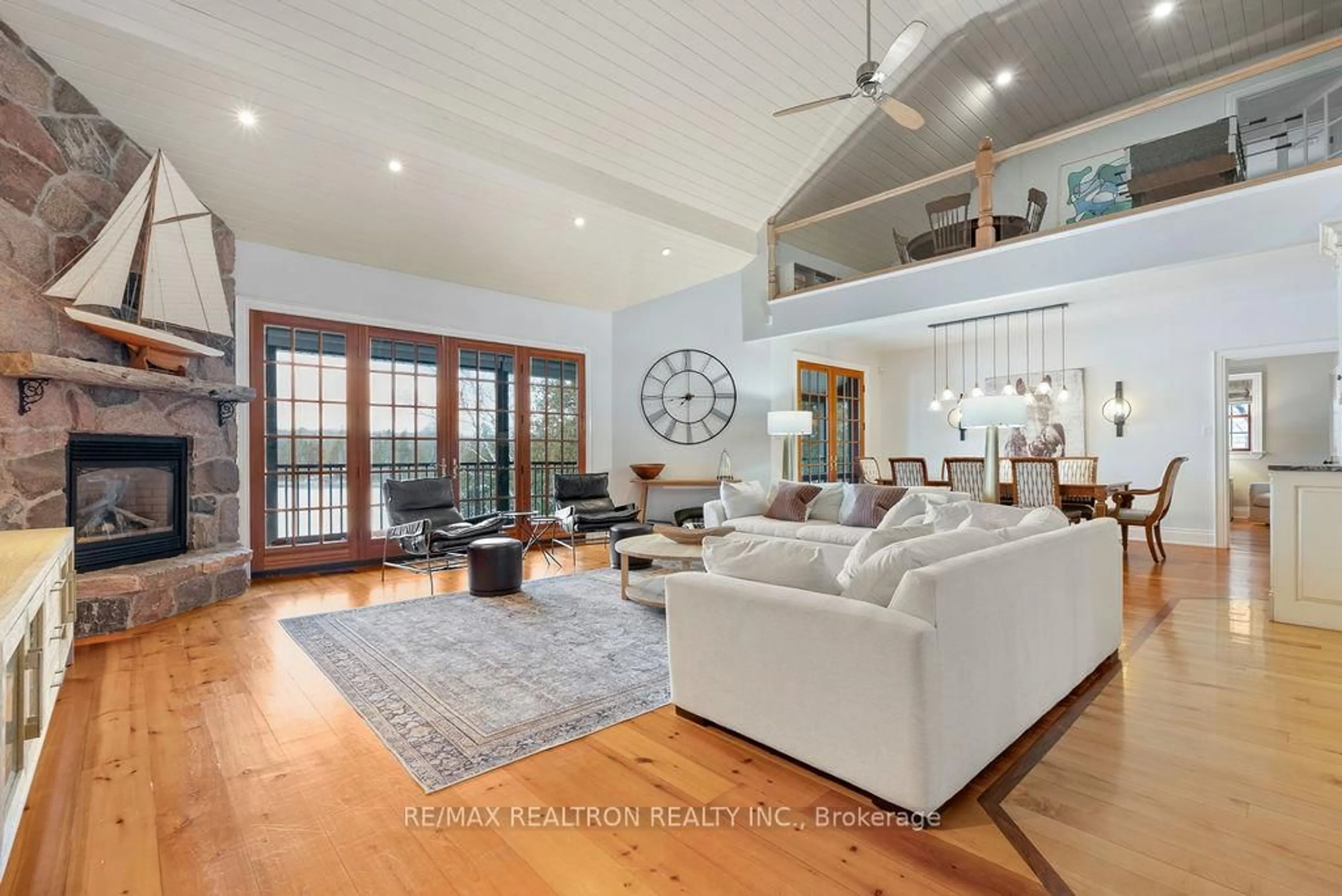 Living room with furniture, unknown for 304 Indian Point Rd, Kawartha Lakes Ontario K0M 1K0
