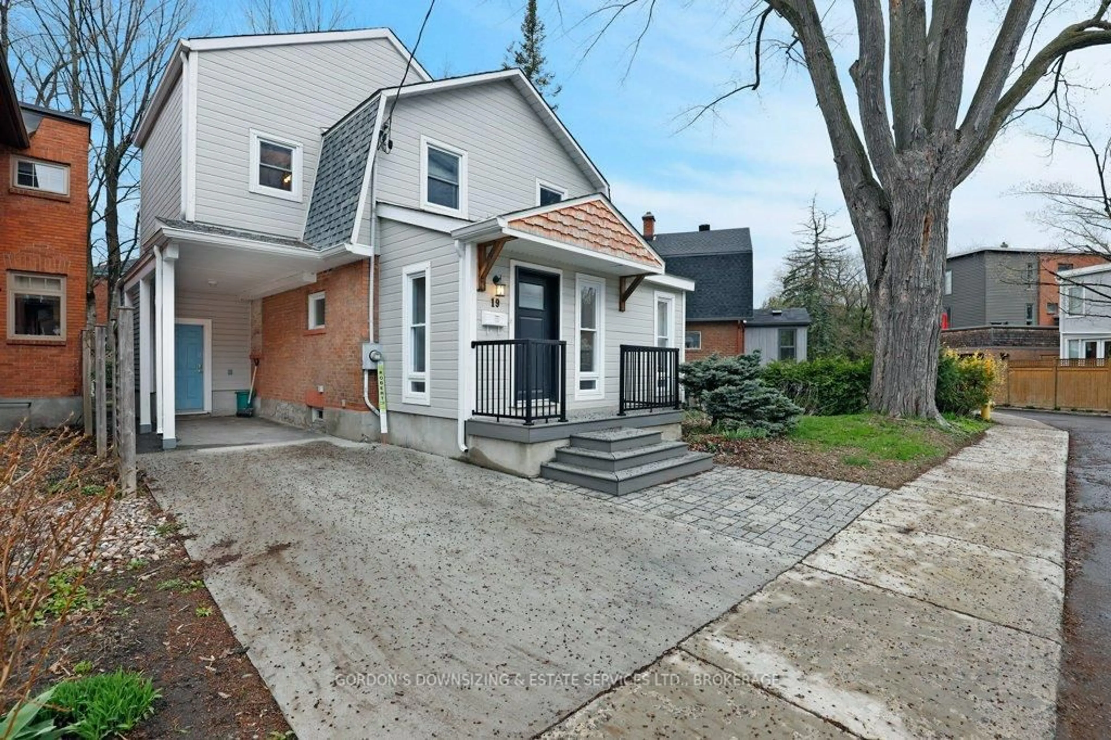 Unknown for 19 Elmdale Ave, Ottawa Ontario K1M 1A3
