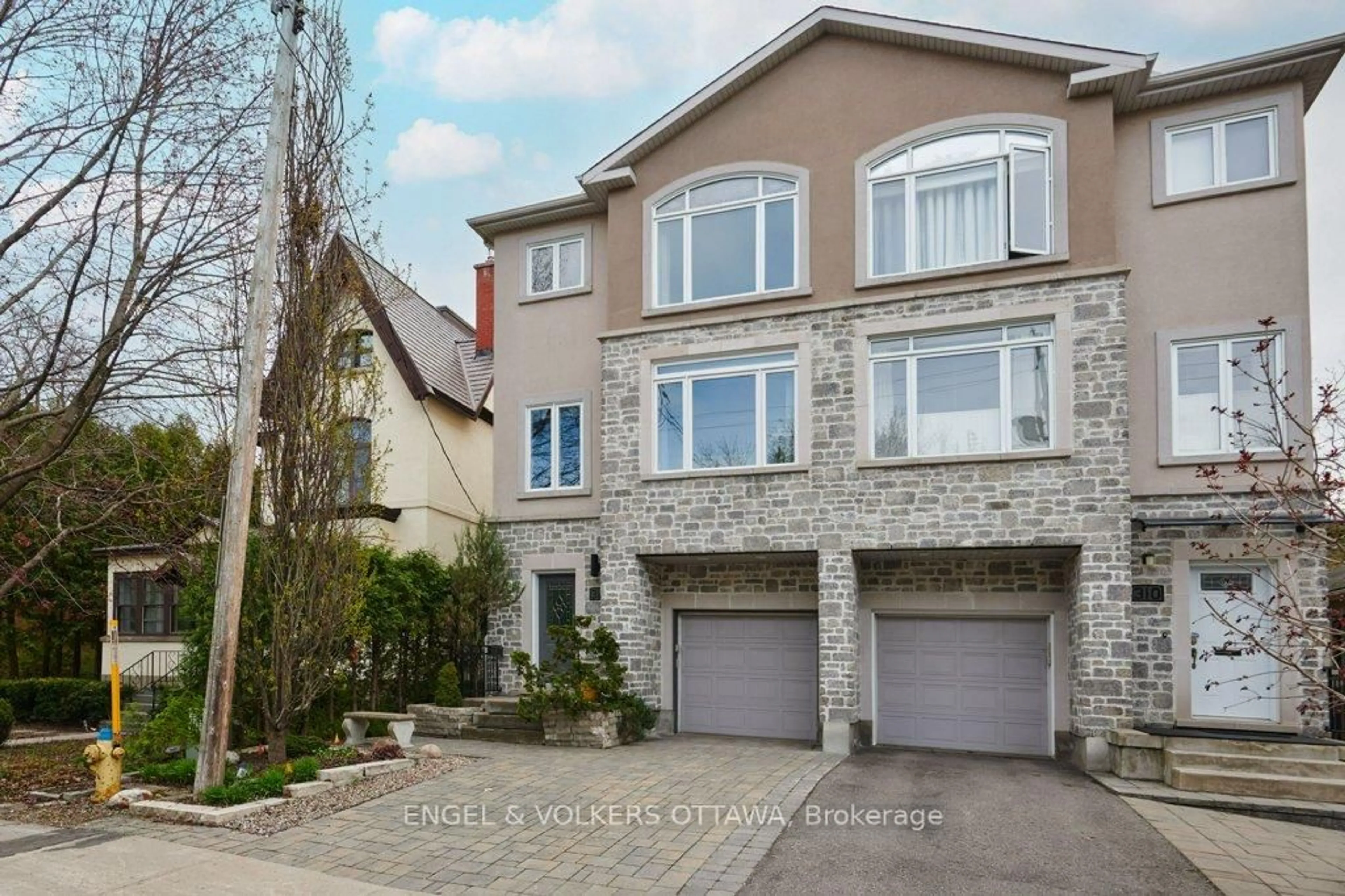 Home with brick exterior material, street for 314 Stewart St, Ottawa Ontario K1N 6K6