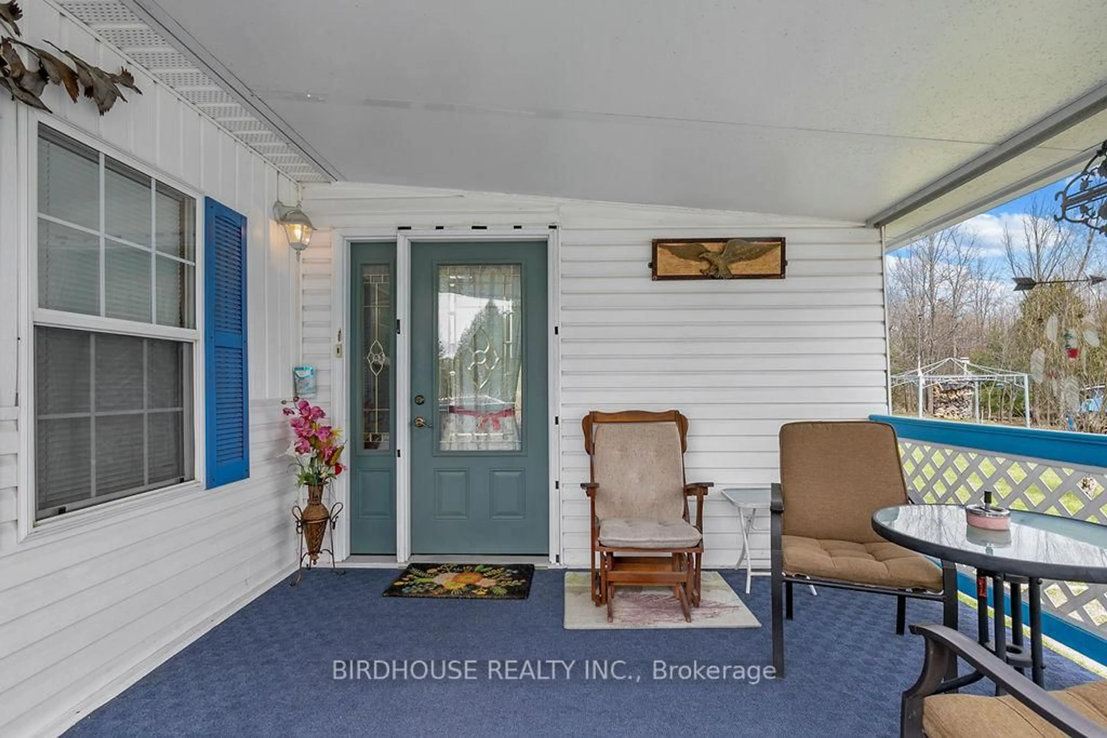 Indoor entryway for 1802 COUNTY ROAD 121 #332, Kawartha Lakes Ontario K0M 1N0