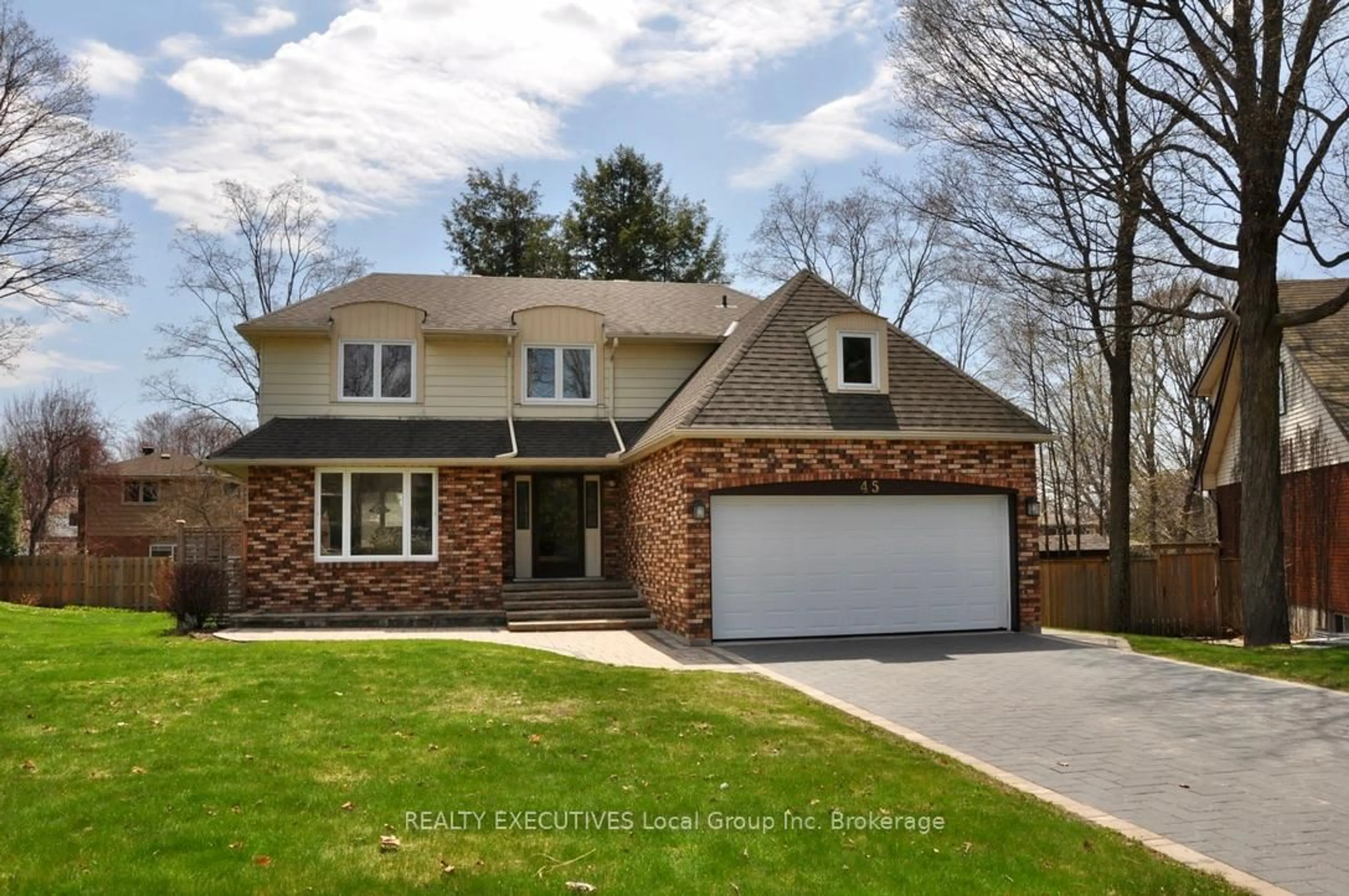 Home with brick exterior material, street for 45 Carriage Cres, North Bay Ontario P1C 1G5