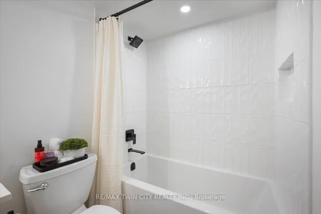 Additional property image - 260 Sheldon Ave Unit 809
