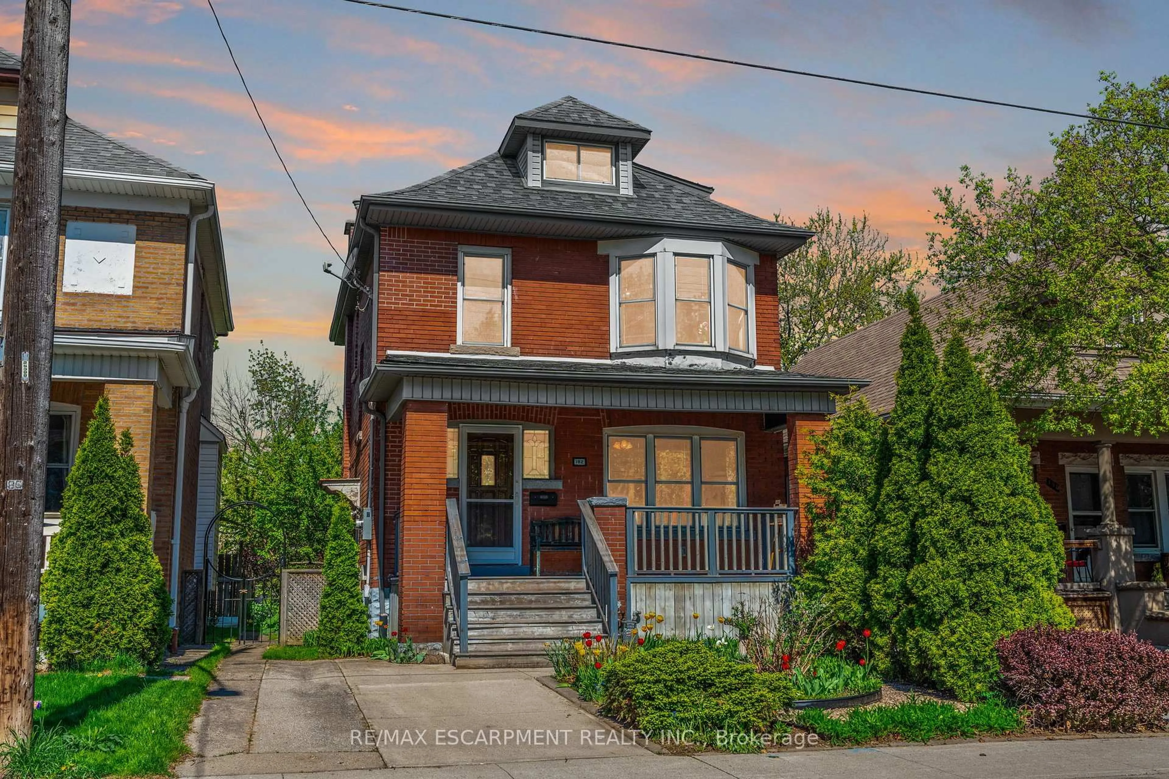 Home with brick exterior material, street for 192 Ottawa St, Hamilton Ontario L8K 2E6