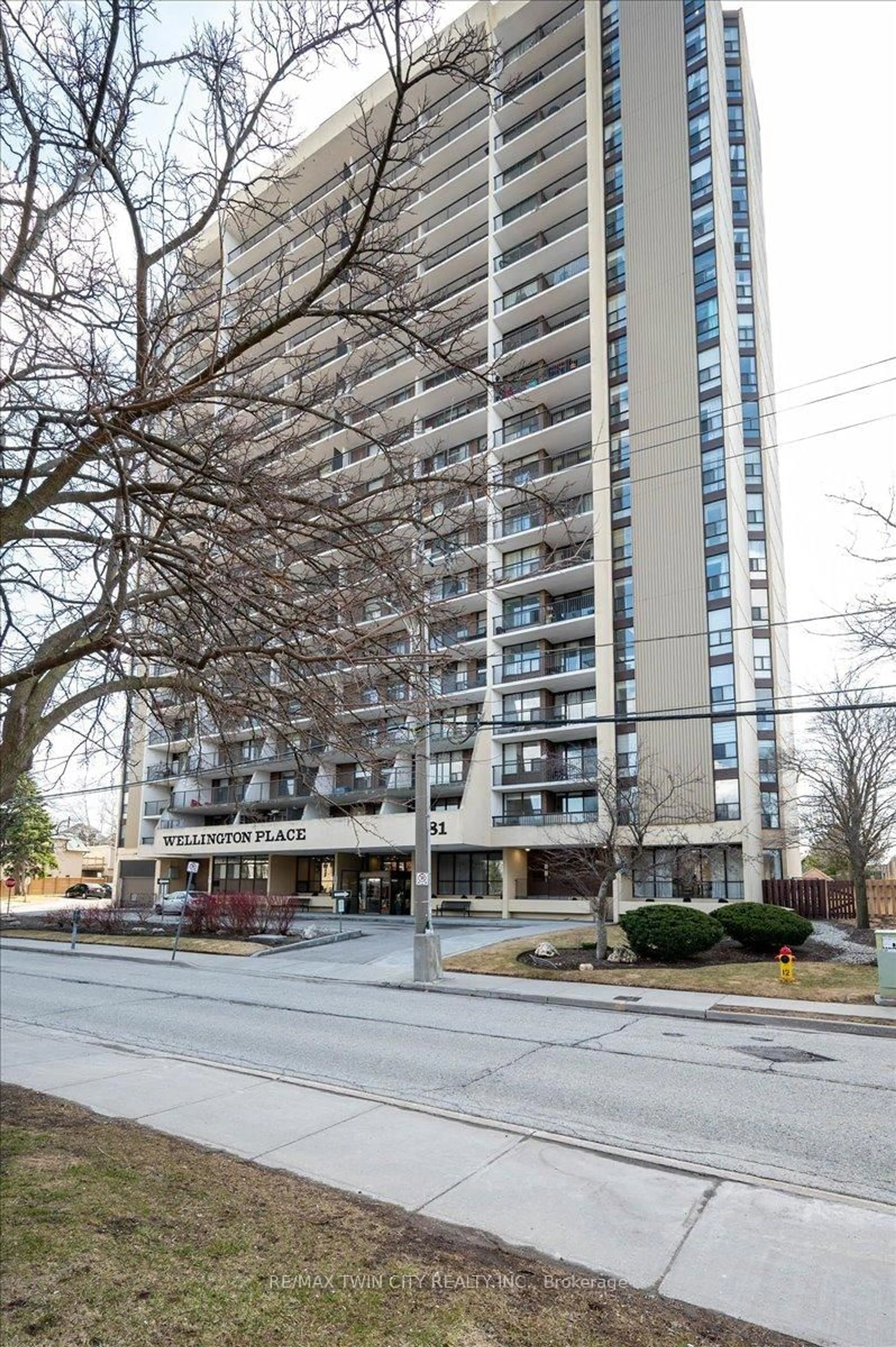 Unknown for 81 Church St #1307, Kitchener Ontario N2G 4M1