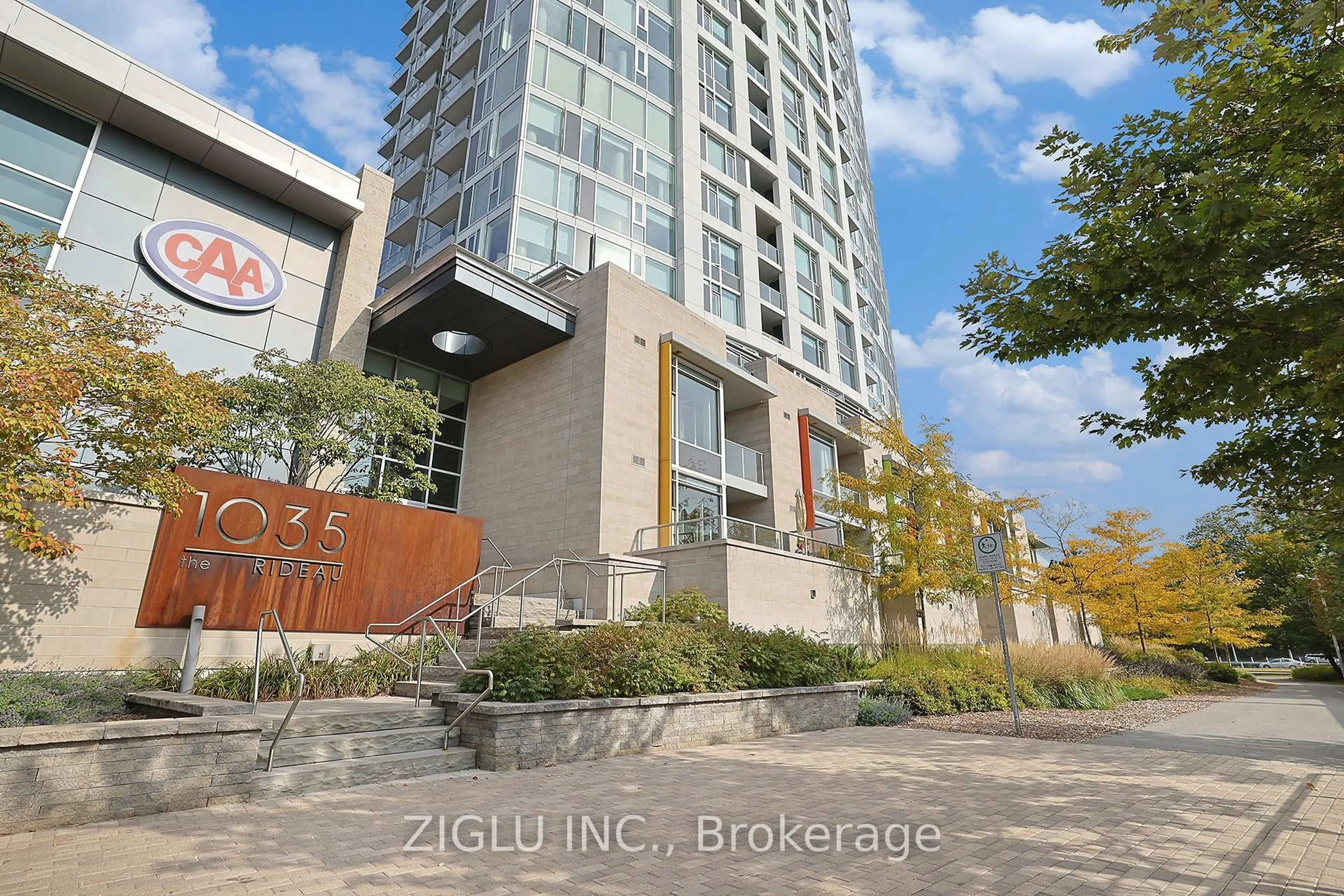 Unknown for 1035 Bank St #1702, Ottawa Ontario K1S 5K3