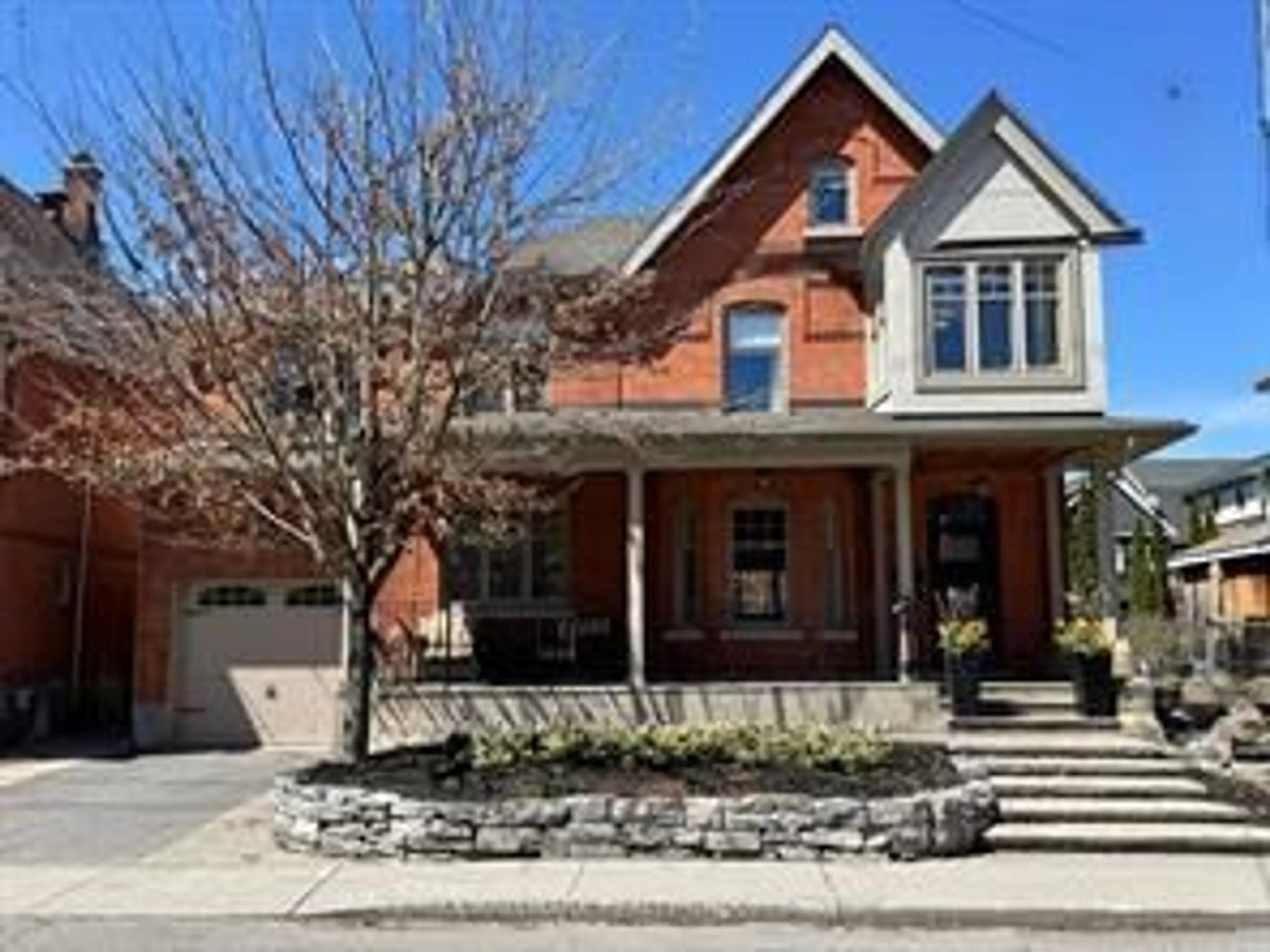 Home with brick exterior material, street for 89 Fourth Ave, Ottawa Ontario K1S 2L1