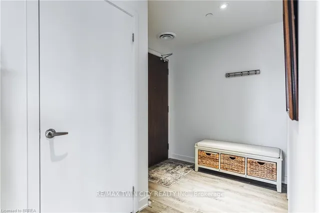 Additional image 32 of 16 Markle Cres Unit 517