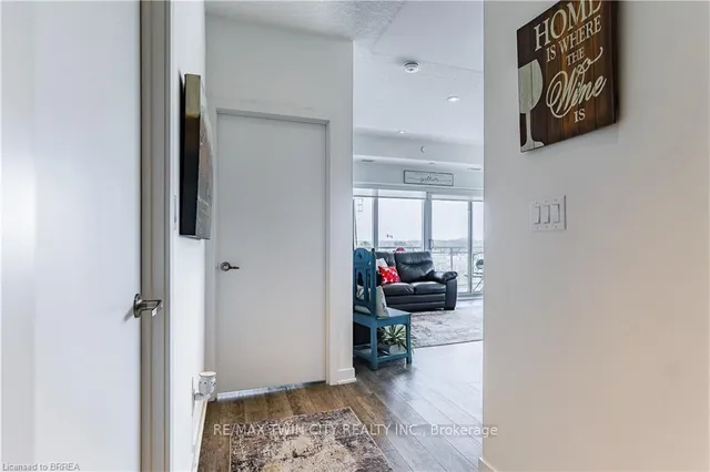 Additional image 31 of 16 Markle Cres Unit 517