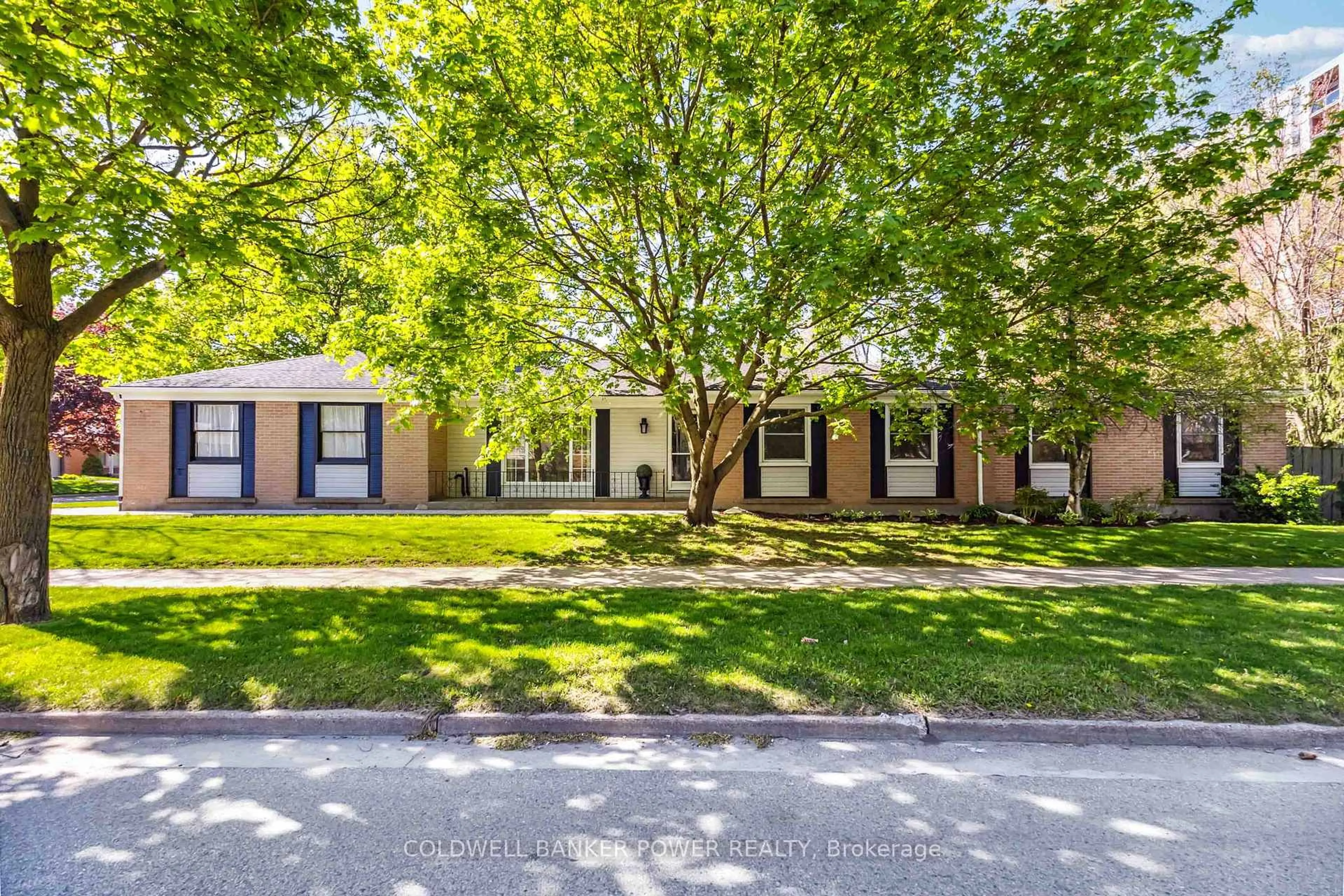 Unknown for 52 STUYVESANT Pl, London South Ontario N6J 3S9