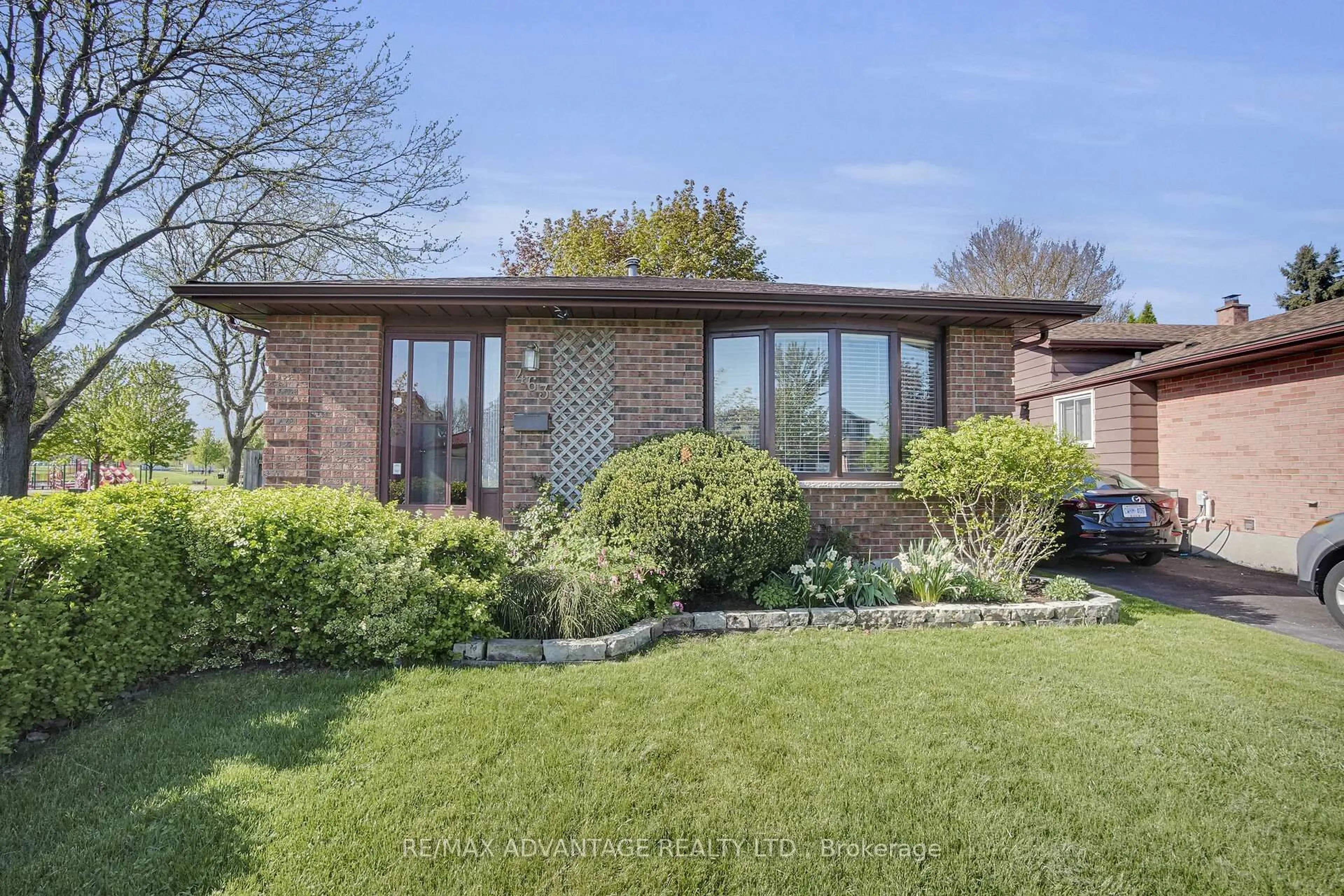 Home with brick exterior material, unknown for 463 Barker St, London East Ontario N5Y 5B2
