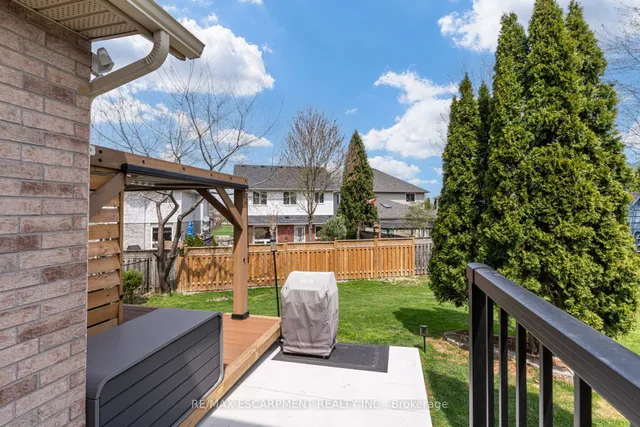 Additional property image - 7 Magenta Crt