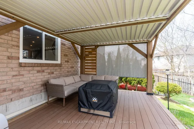 Additional property image - 7 Magenta Crt