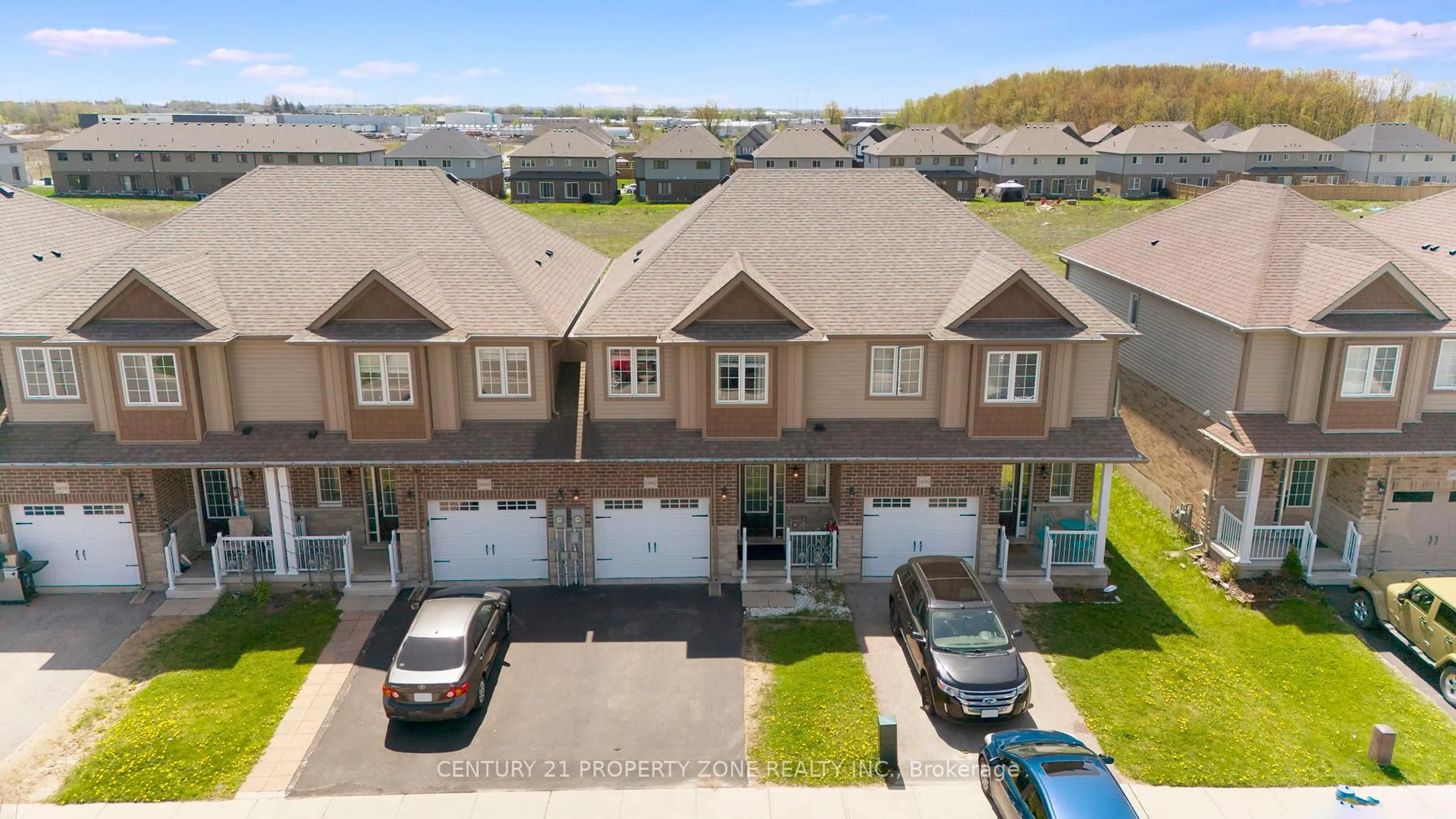 A pic from outside/outdoor area/front of a property/back of a property/a pic from drone, street for 1482 Caen Ave, Woodstock Ontario N4T 0J7