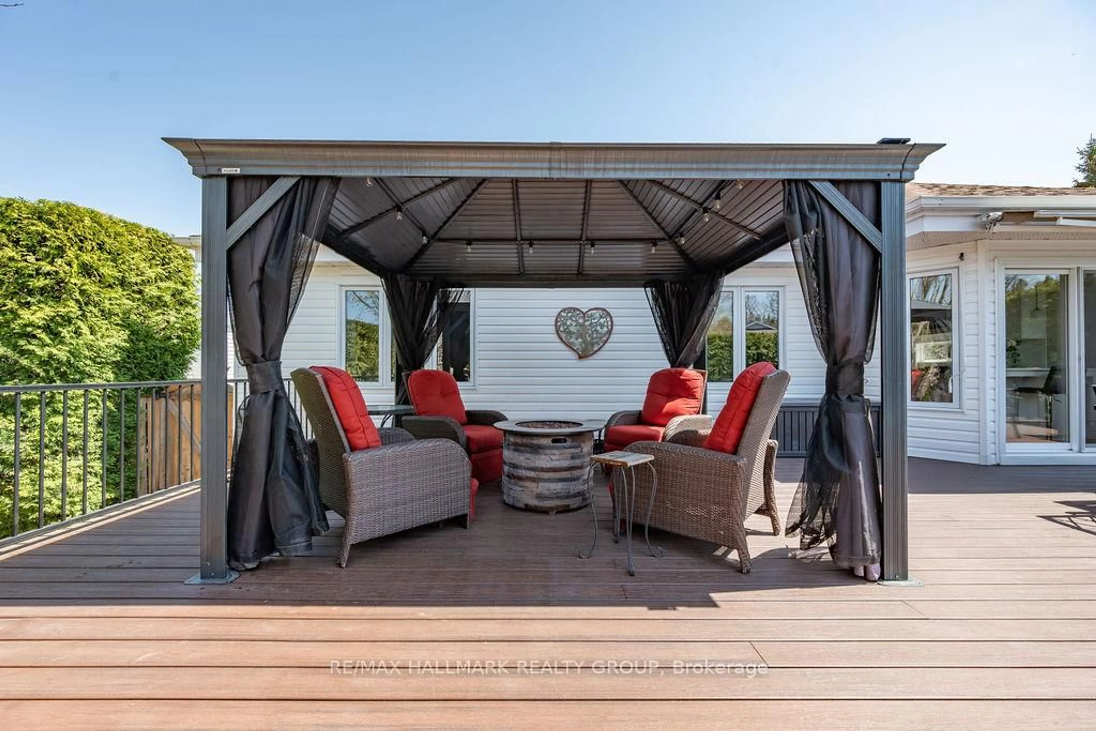 Patio, unknown for 230 Vanier Cres, Renfrew Ontario K7V 4M9