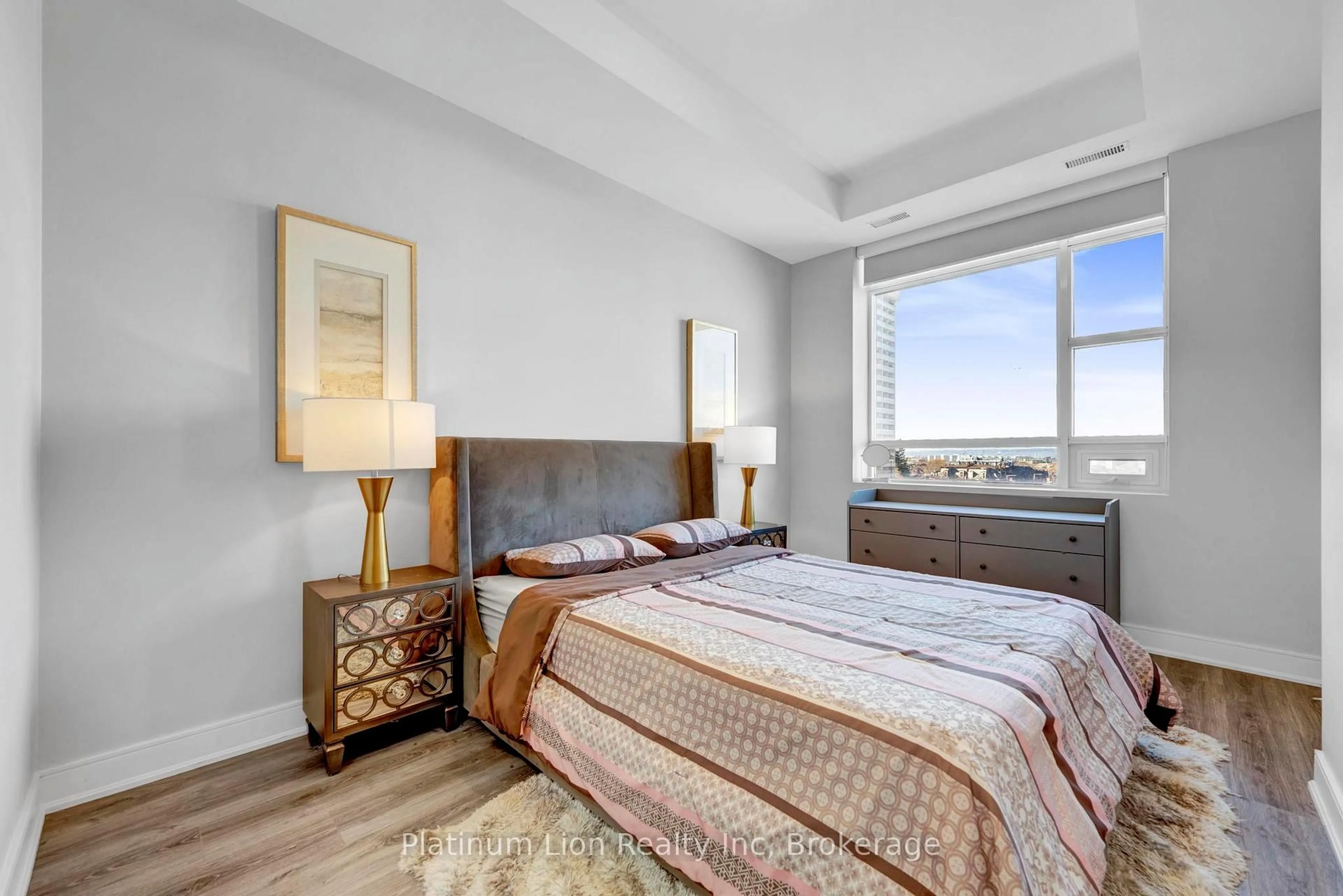 Bedroom with bed, unknown for 150 Main St #704, Hamilton Ontario L8P 1H8