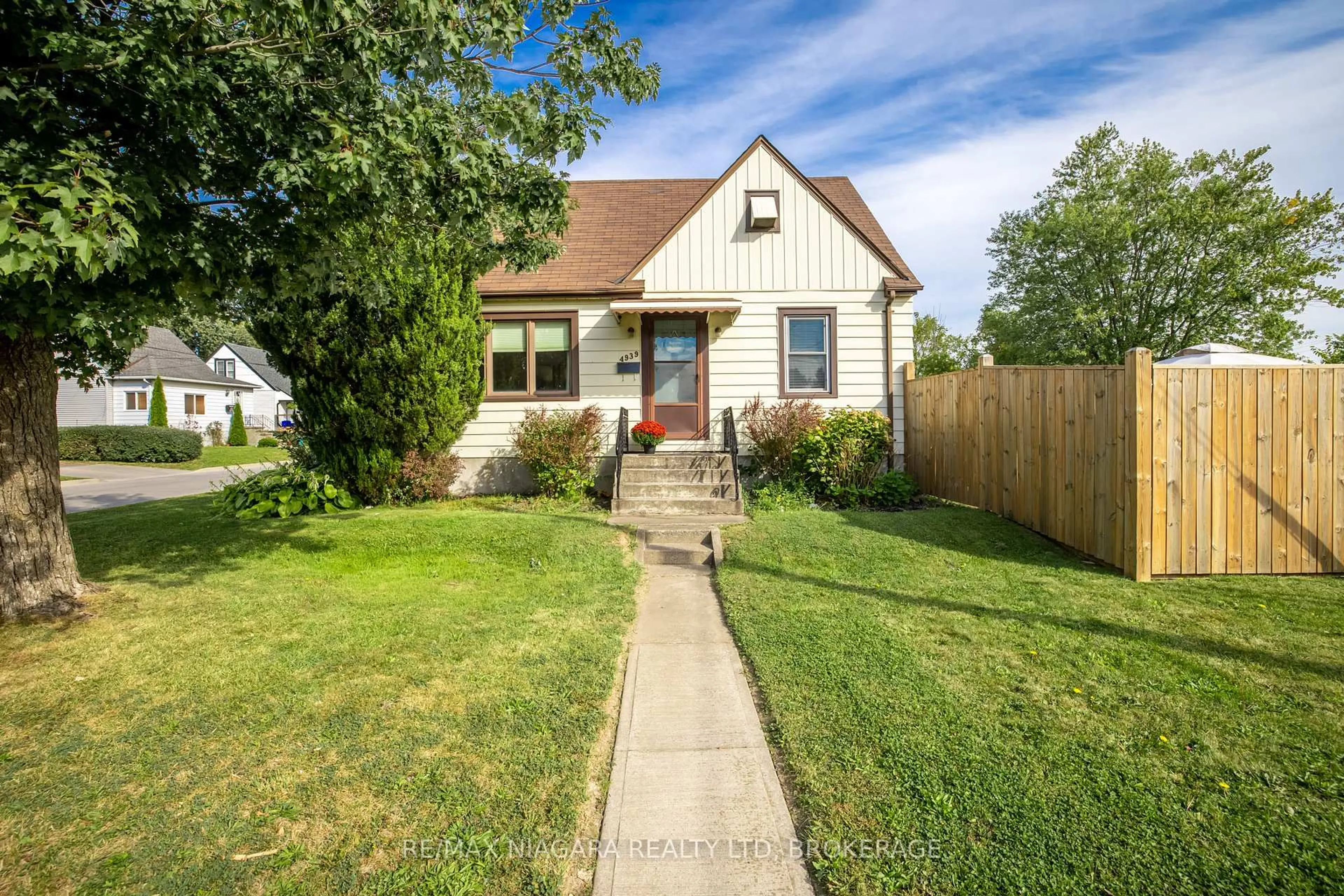 Unknown for 4939 Hamilton St, Niagara Falls Ontario L2E 2V9